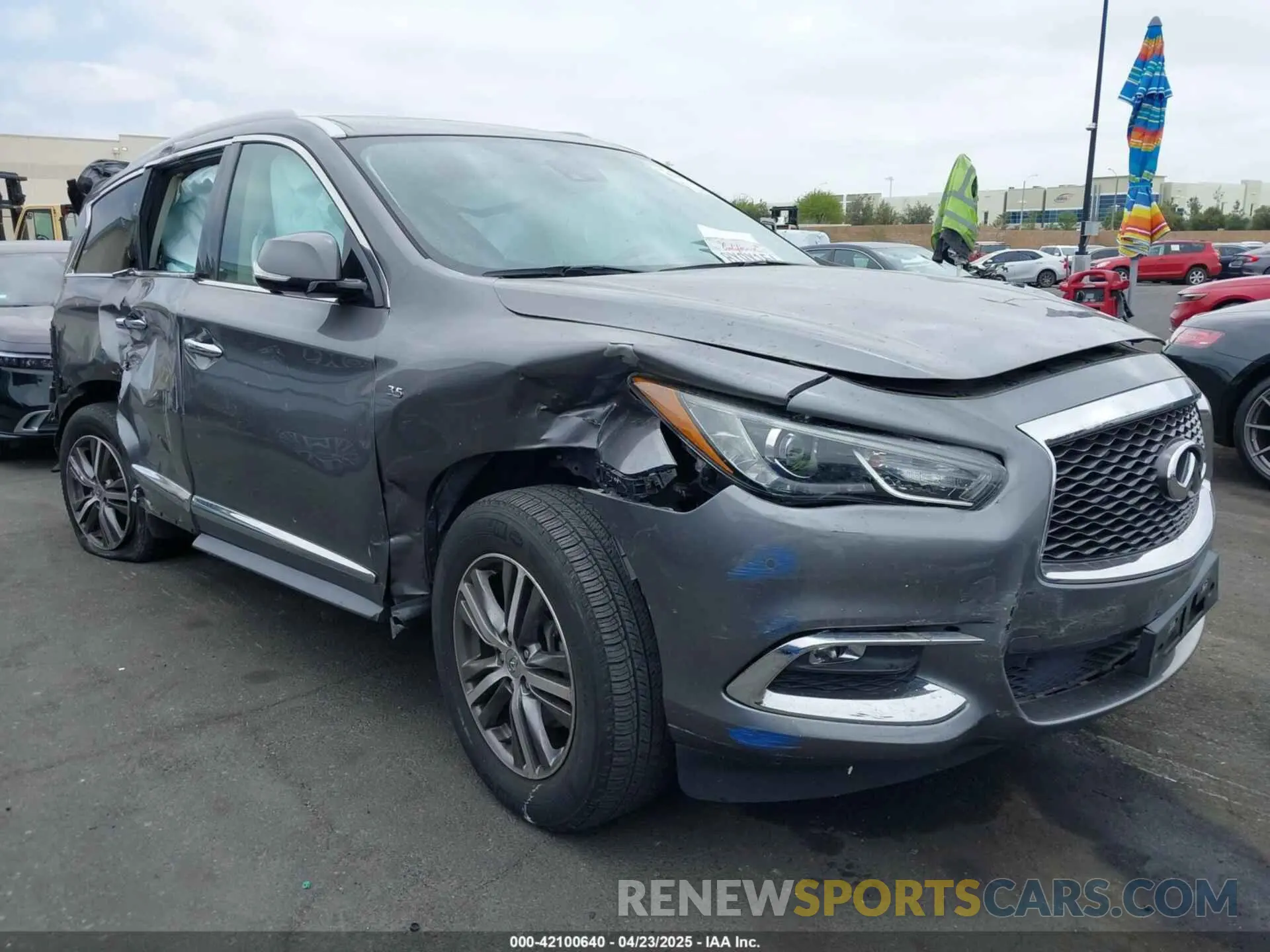 1 Photograph of a damaged car 5N1DL0MN8LC509198 INFINITI QX60 2020
