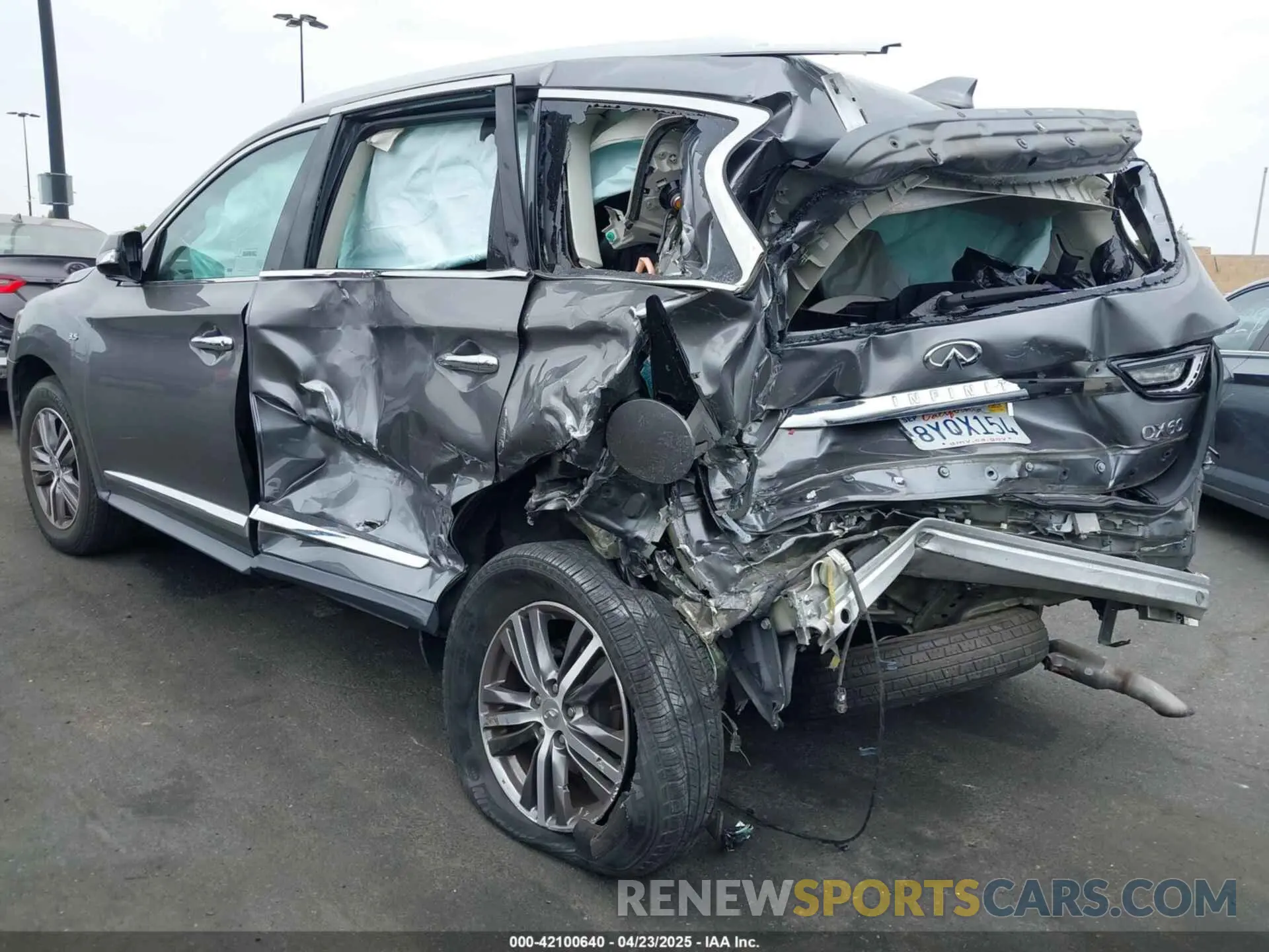 3 Photograph of a damaged car 5N1DL0MN8LC509198 INFINITI QX60 2020