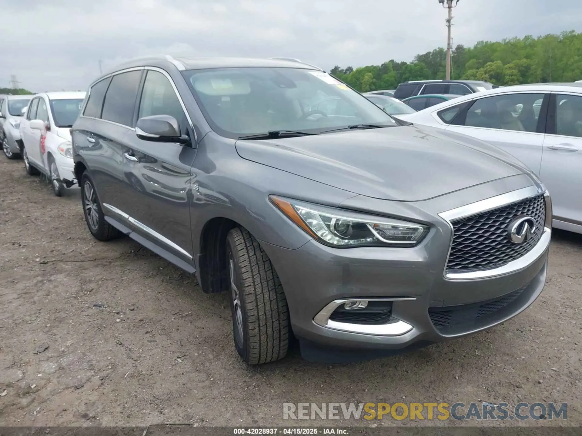 1 Photograph of a damaged car 5N1DL0MN9LC538922 INFINITI QX60 2020