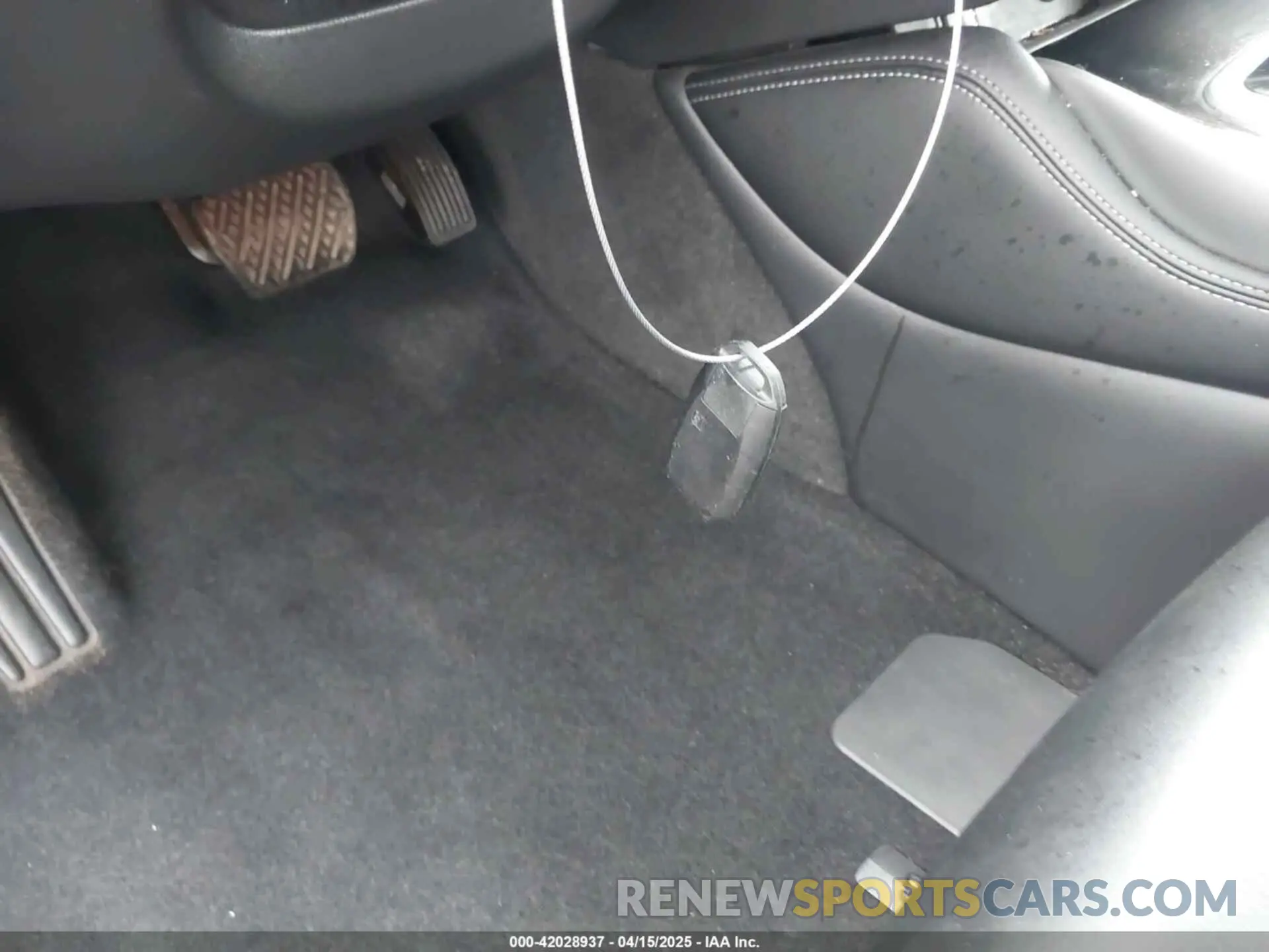 11 Photograph of a damaged car 5N1DL0MN9LC538922 INFINITI QX60 2020