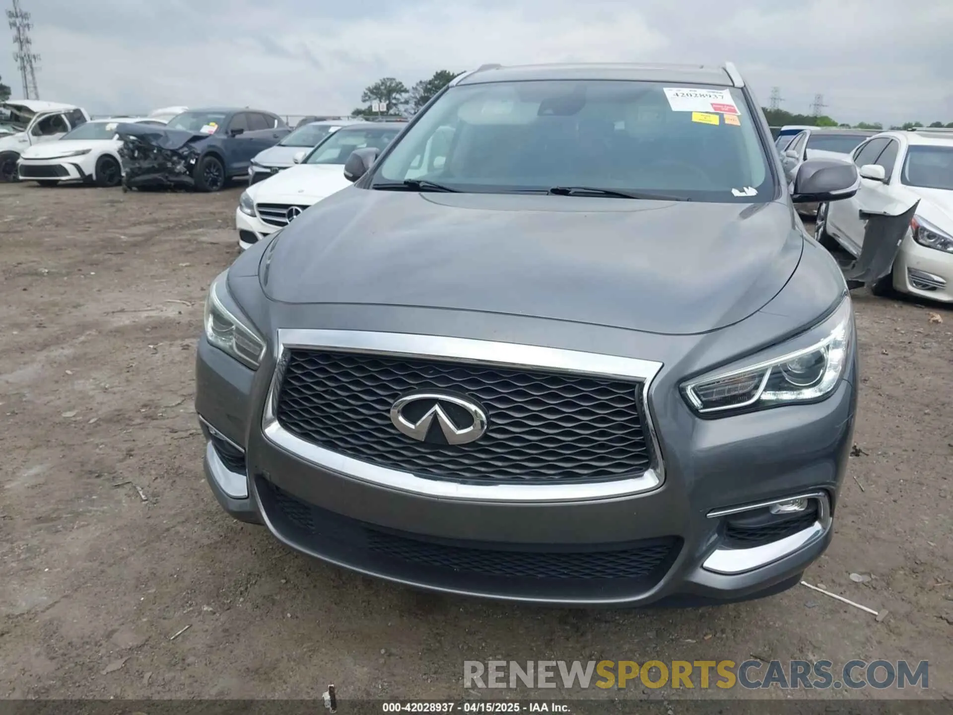 13 Photograph of a damaged car 5N1DL0MN9LC538922 INFINITI QX60 2020