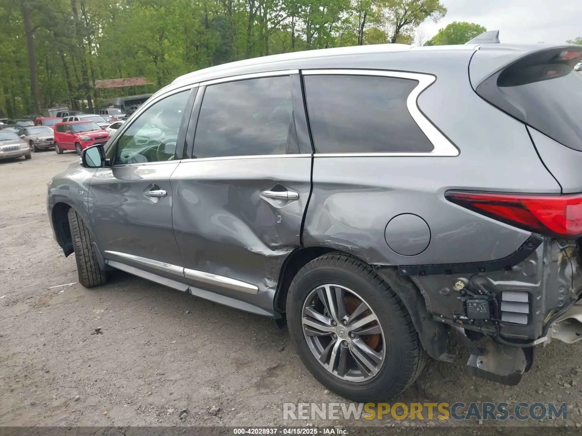 15 Photograph of a damaged car 5N1DL0MN9LC538922 INFINITI QX60 2020