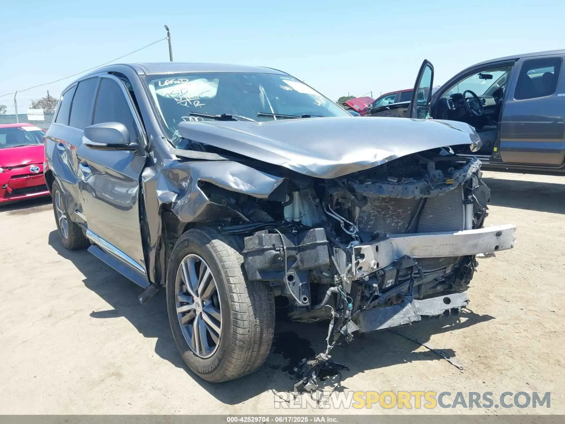 1 Photograph of a damaged car 5N1DL0MNXLC506142 INFINITI QX60 2020