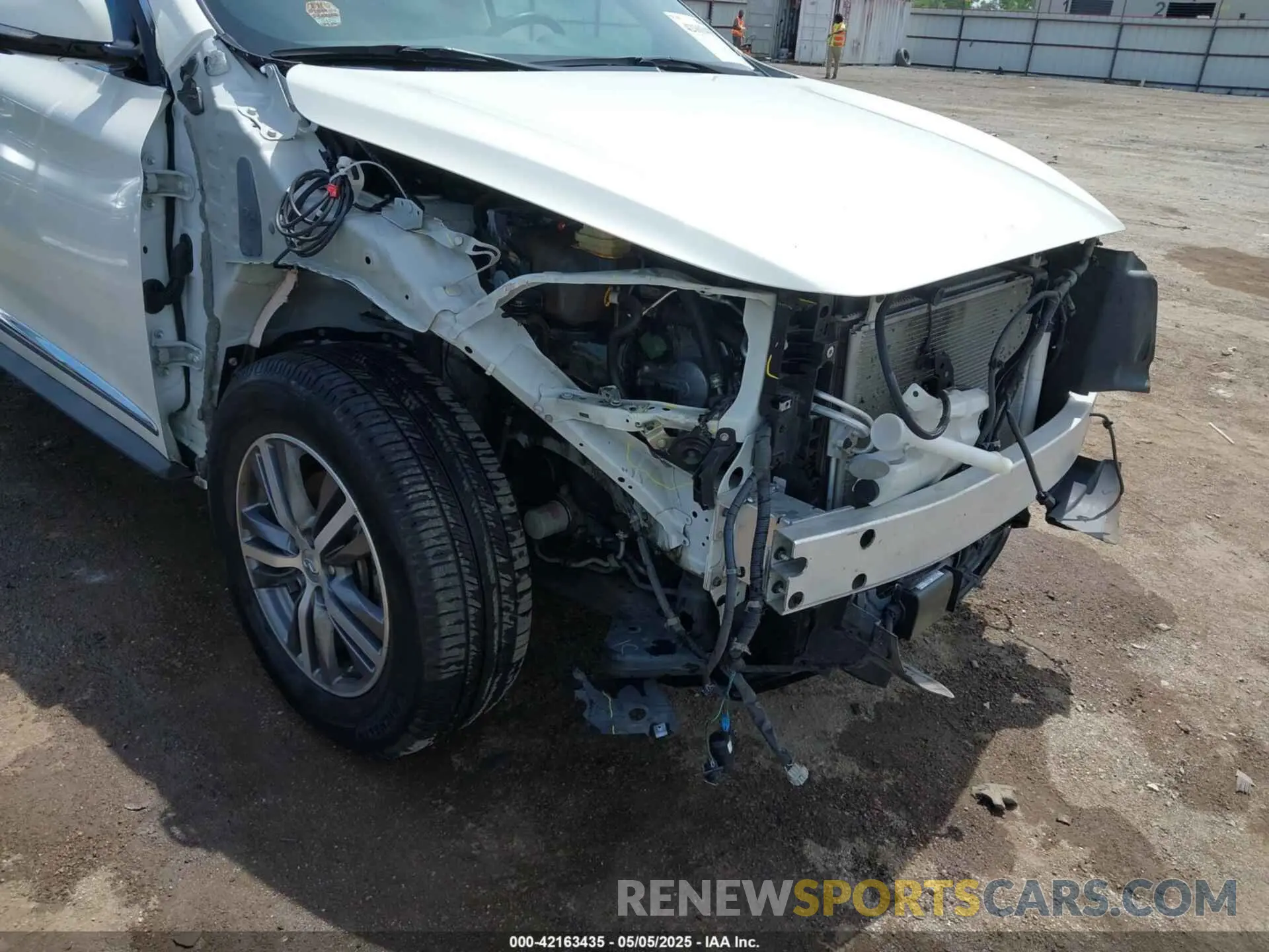 6 Photograph of a damaged car 5N1DL0MNXLC519635 INFINITI QX60 2020