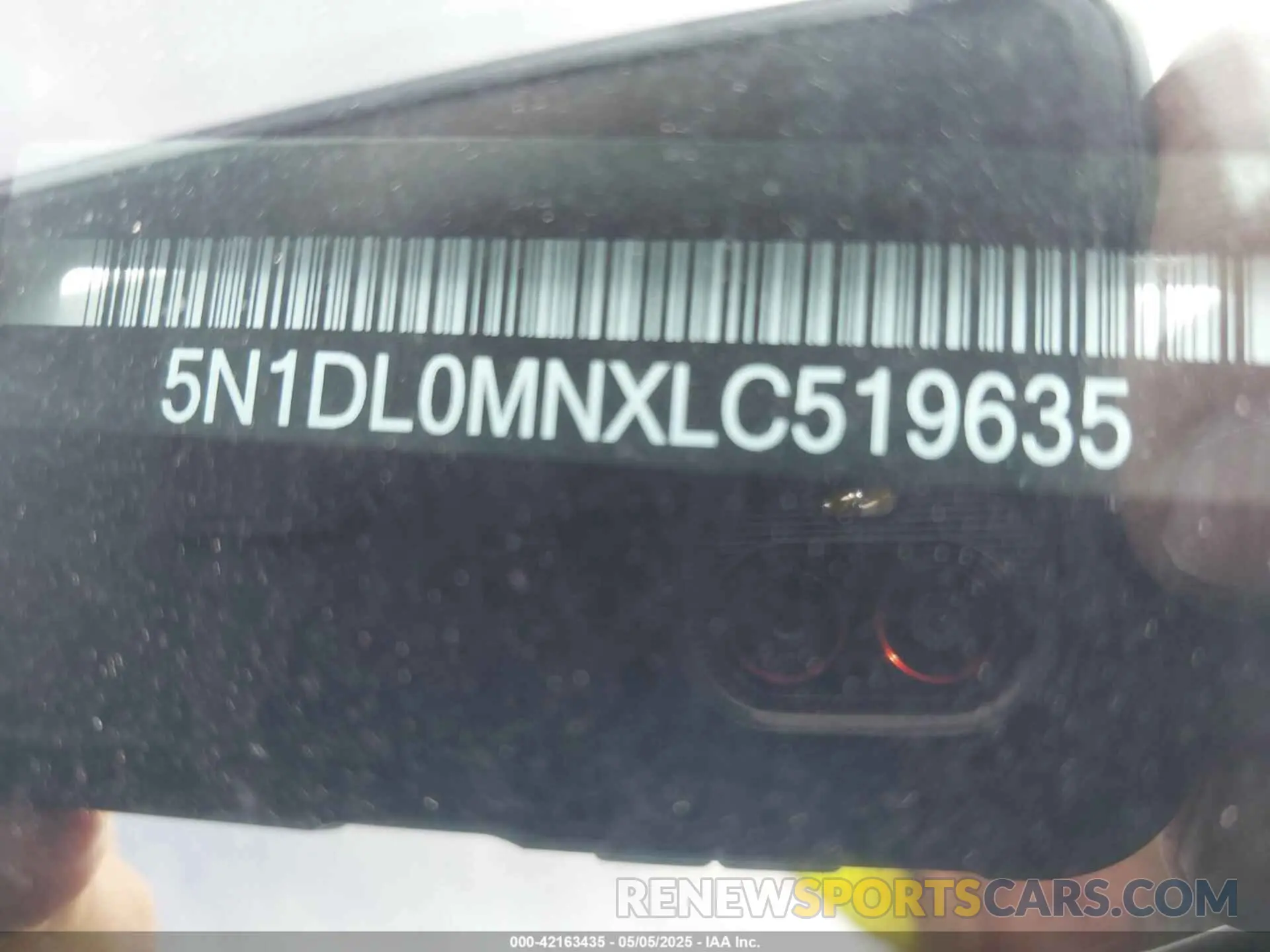 9 Photograph of a damaged car 5N1DL0MNXLC519635 INFINITI QX60 2020