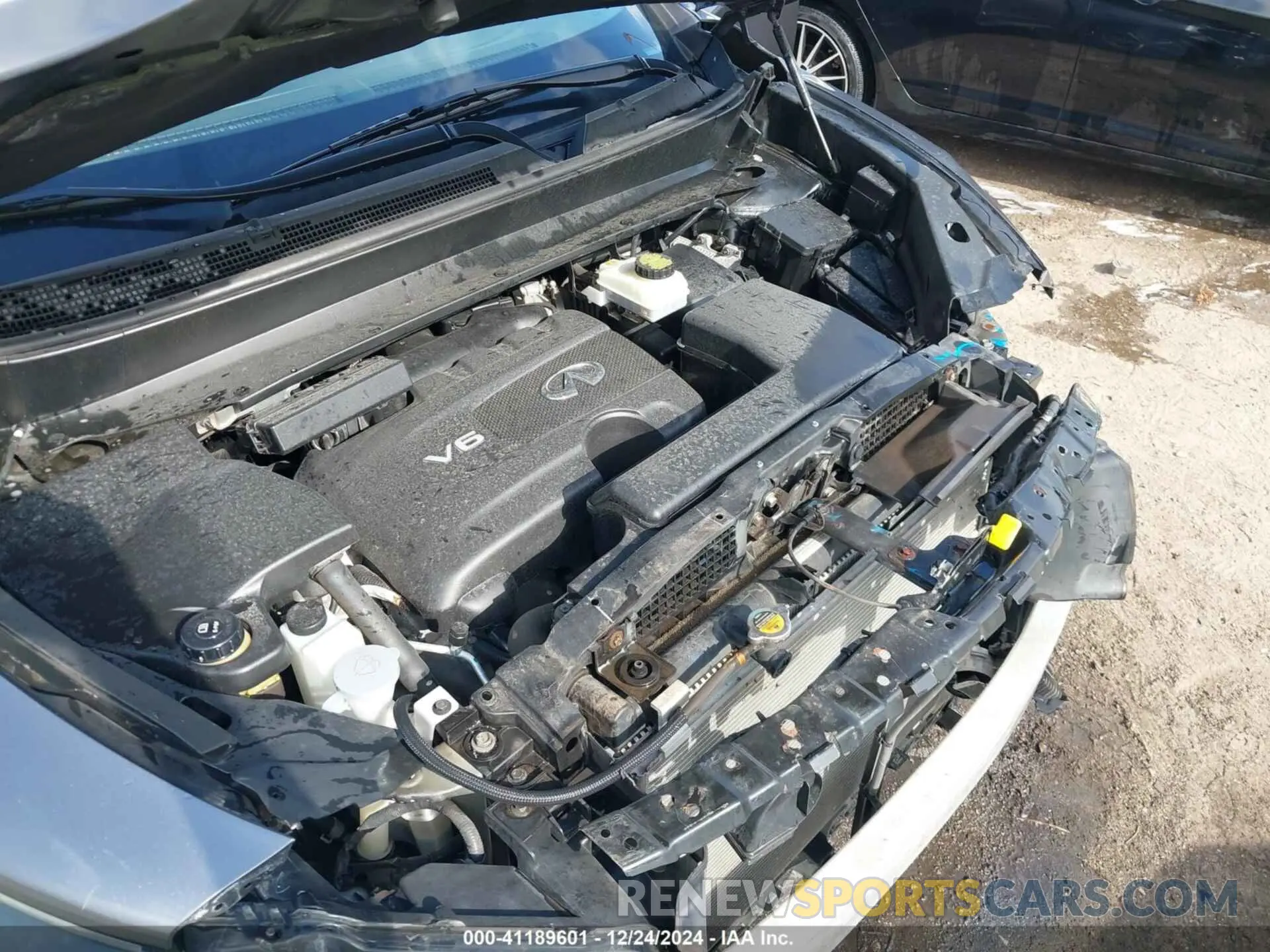 10 Photograph of a damaged car 5N1DL0MNXLC523376 INFINITI QX60 2020