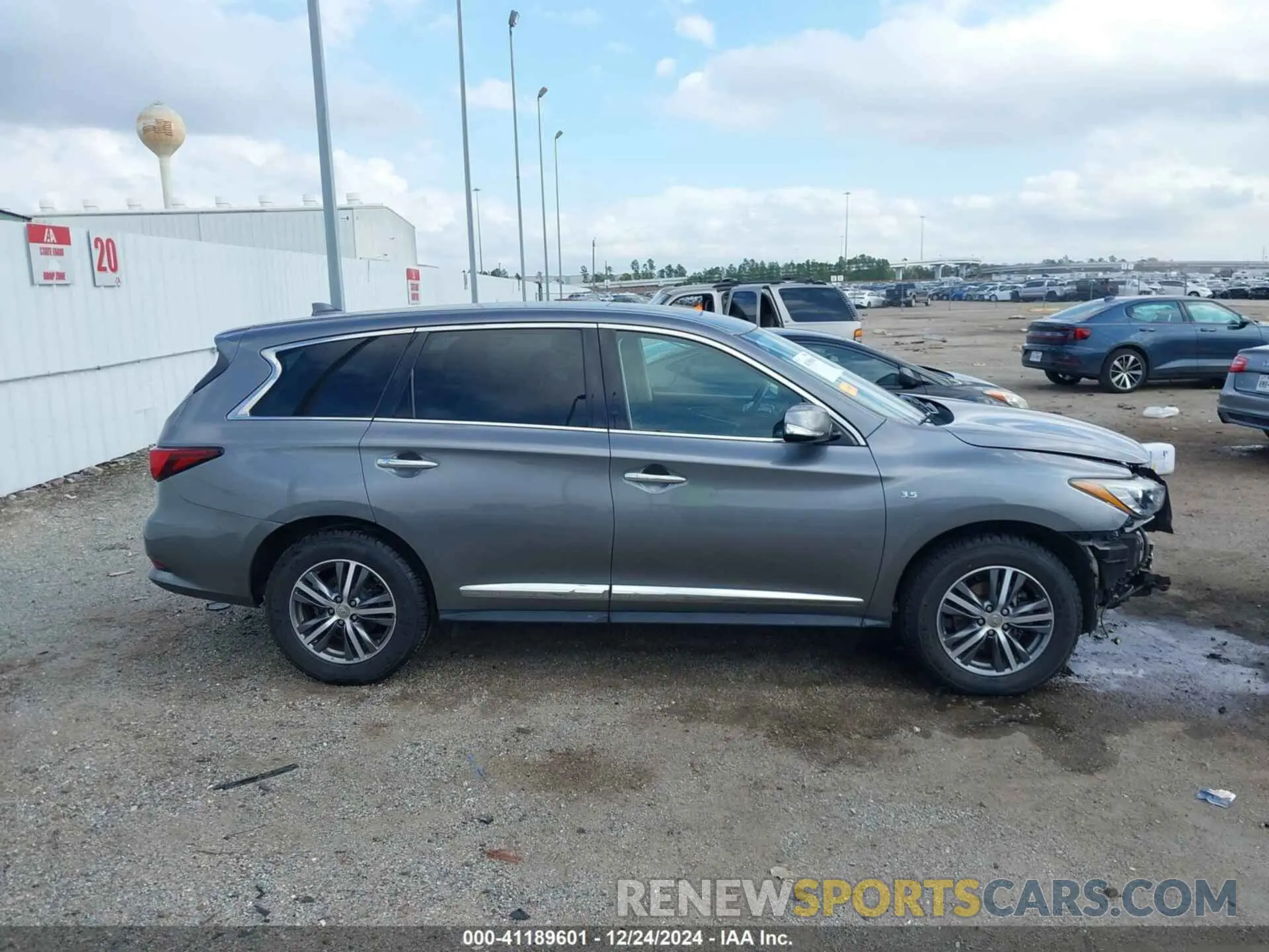 14 Photograph of a damaged car 5N1DL0MNXLC523376 INFINITI QX60 2020
