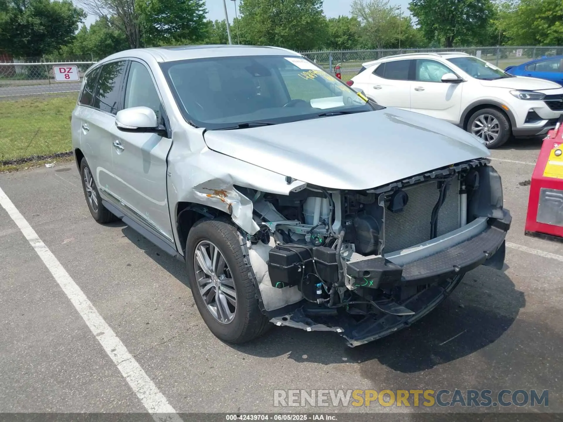 1 Photograph of a damaged car 5N1DL0MNXLC533955 INFINITI QX60 2020