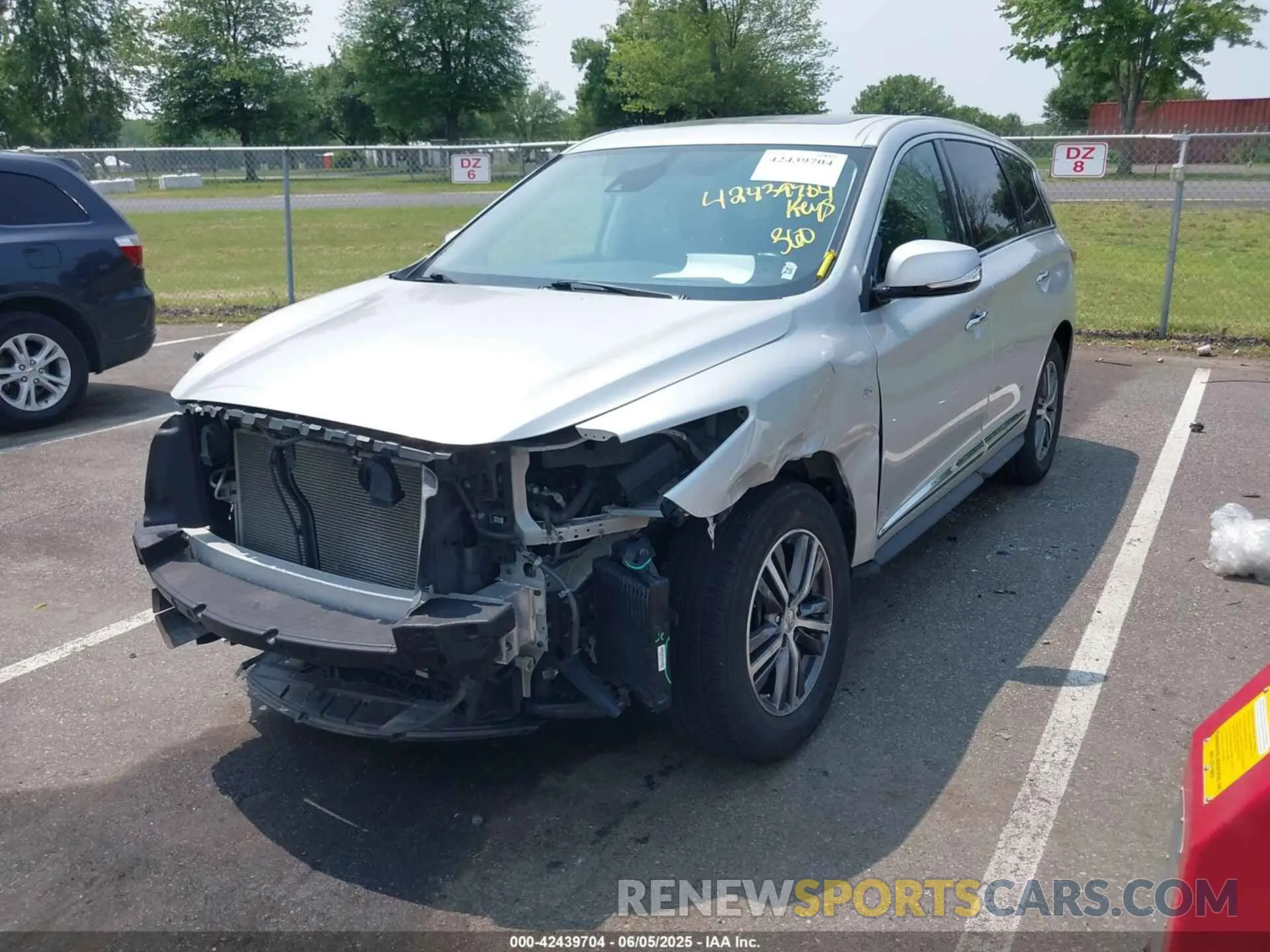 2 Photograph of a damaged car 5N1DL0MNXLC533955 INFINITI QX60 2020