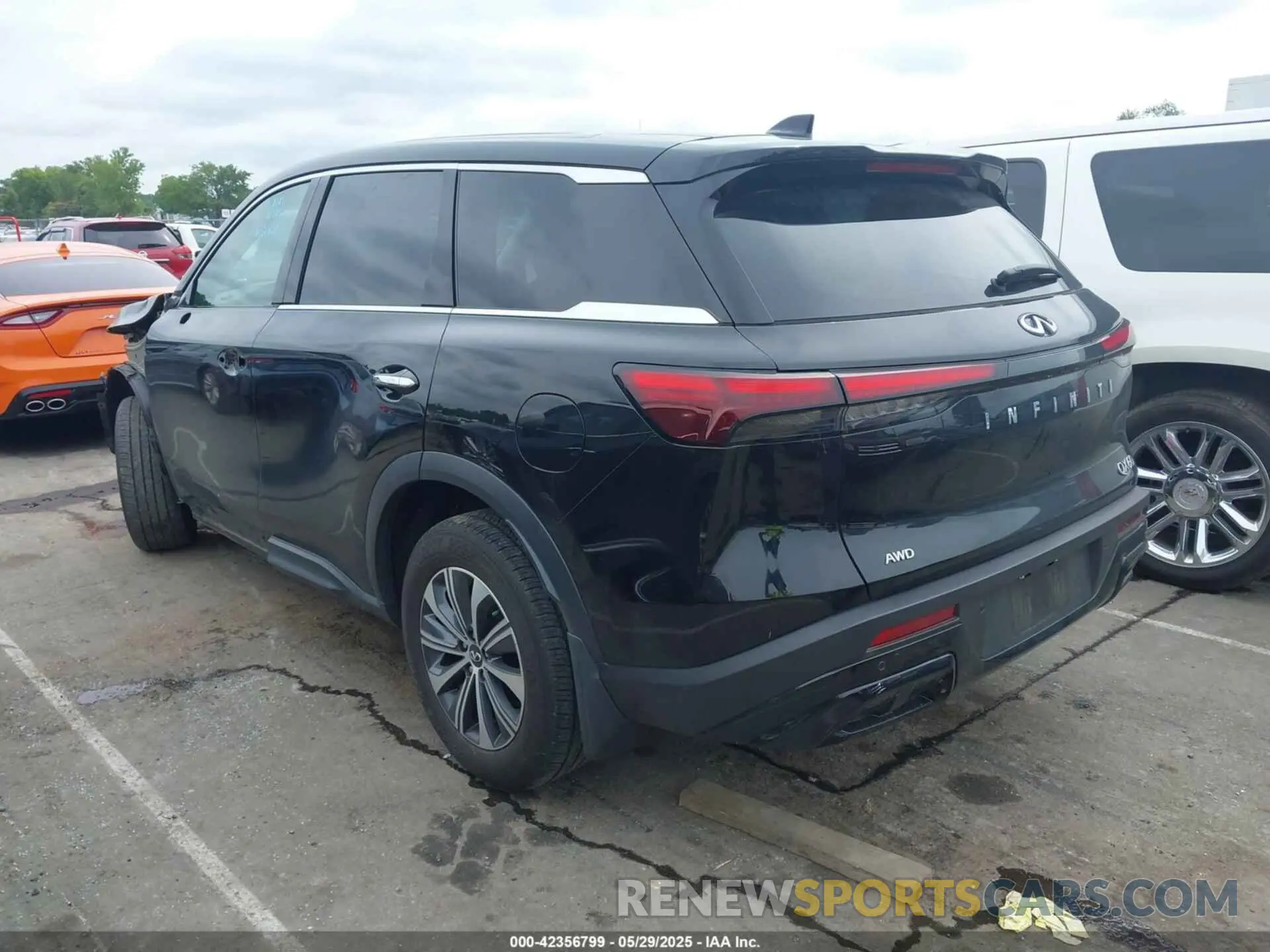 3 Photograph of a damaged car 5N1DL1ES9NC336319 INFINITI QX60 2022