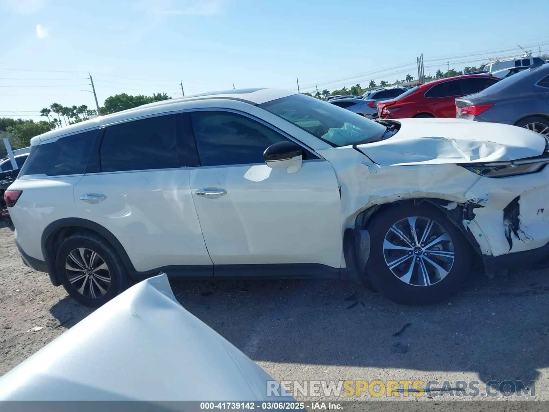 13 Photograph of a damaged car 5N1DL1ES0PC350192 INFINITI QX60 2023