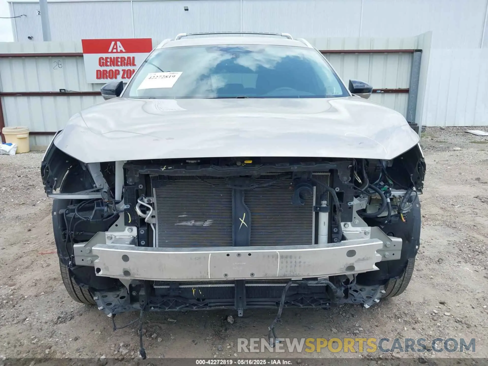 13 Photograph of a damaged car 5N1DL1FR8PC354793 INFINITI QX60 2023