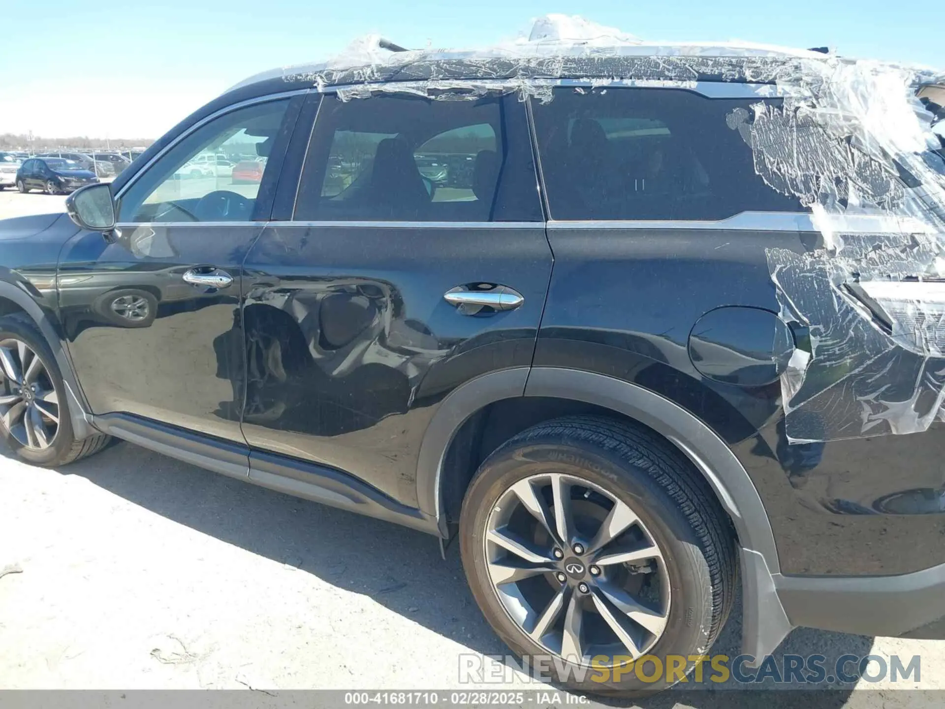 14 Photograph of a damaged car 5N1DL1FS9PC364963 INFINITI QX60 2023