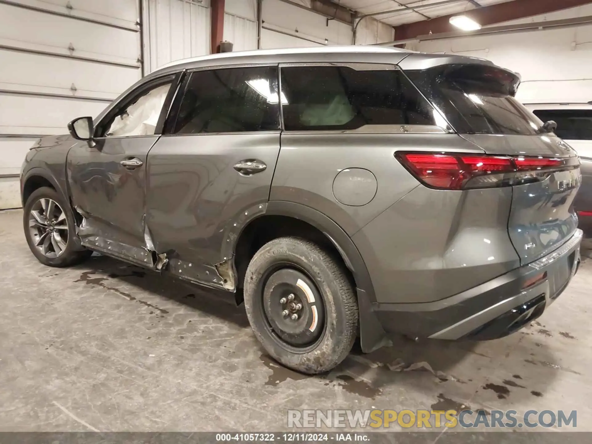 3 Photograph of a damaged car 5N1DL1FSXPC330675 INFINITI QX60 2023