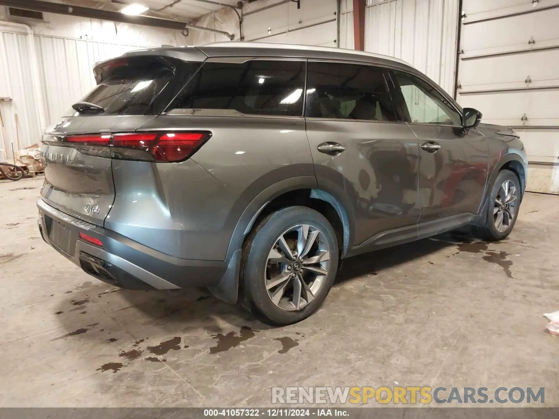 4 Photograph of a damaged car 5N1DL1FSXPC330675 INFINITI QX60 2023