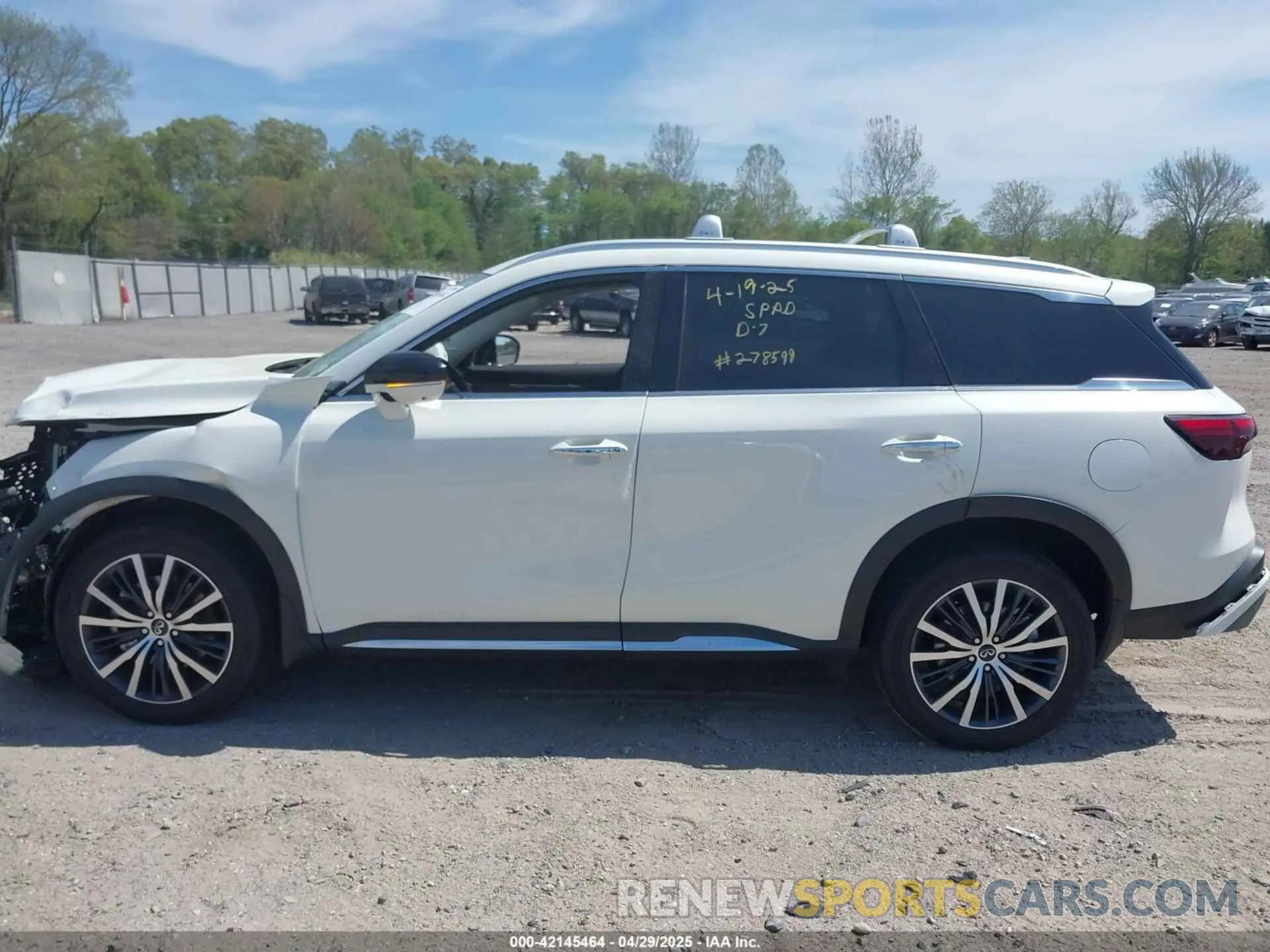 14 Photograph of a damaged car 5N1DL1GS1PC349100 INFINITI QX60 2023
