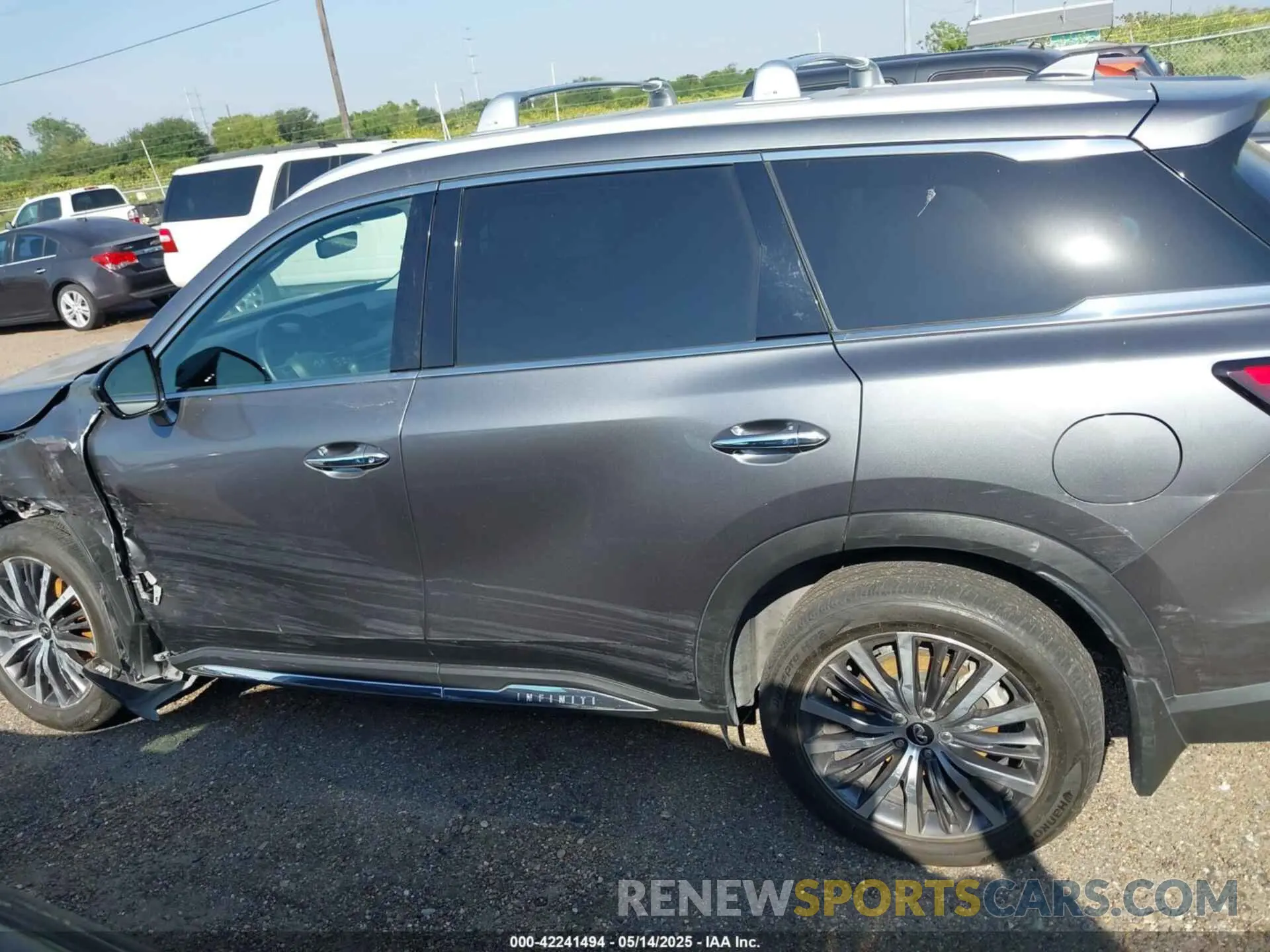 14 Photograph of a damaged car 5N1DL1GS1PC361523 INFINITI QX60 2023