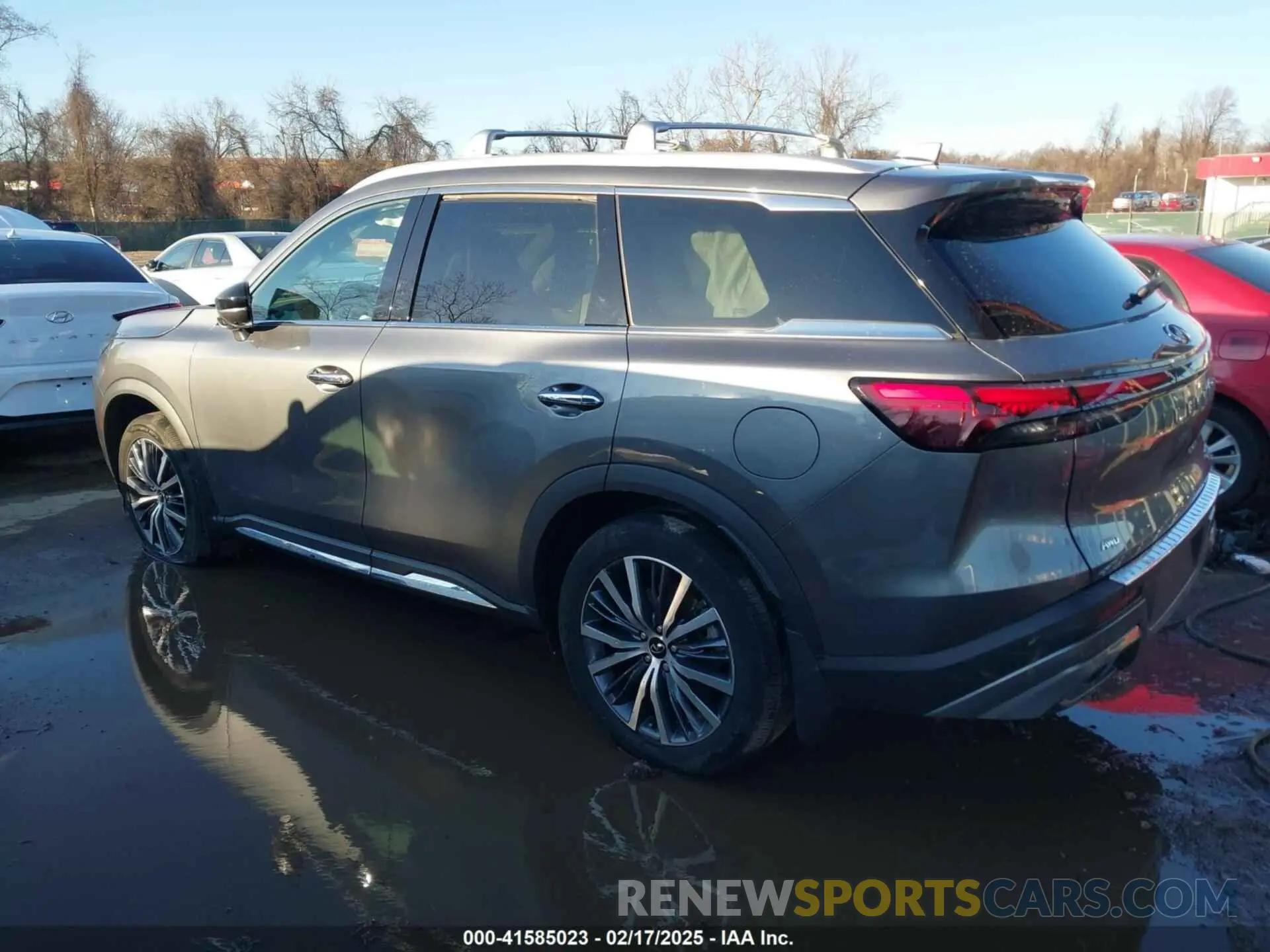 15 Photograph of a damaged car 5N1DL1GS4PC332940 INFINITI QX60 2023