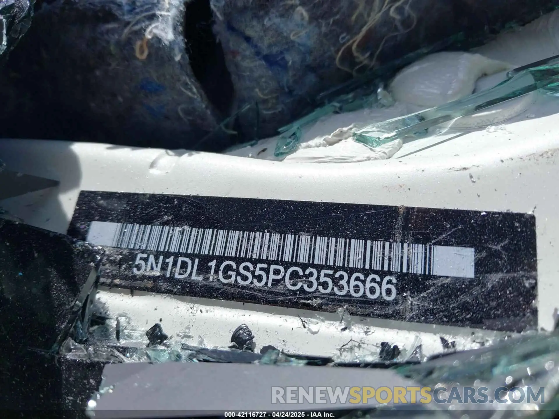 9 Photograph of a damaged car 5N1DL1GS5PC353666 INFINITI QX60 2023