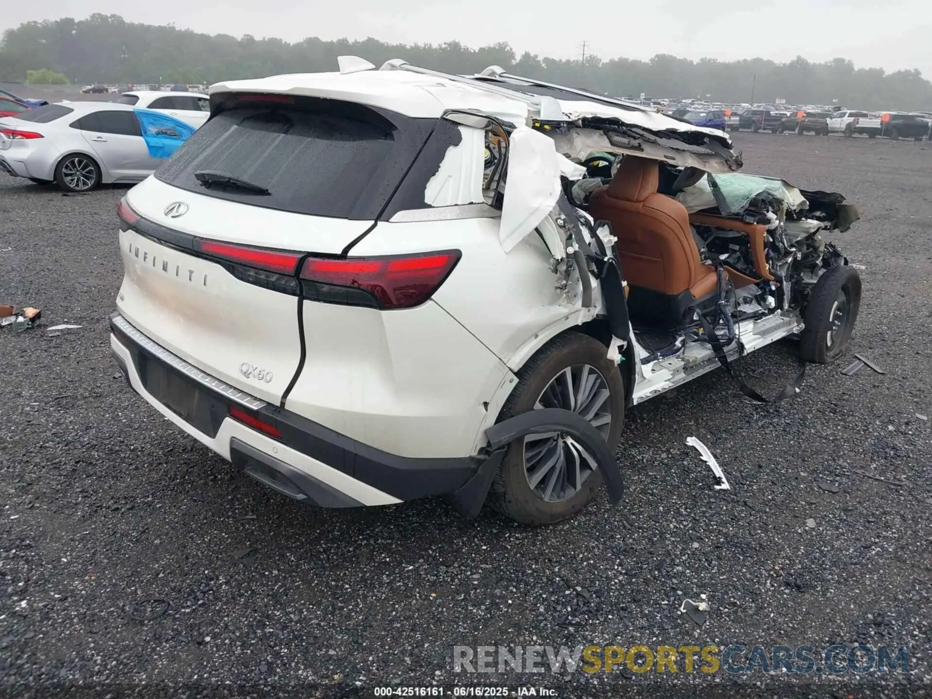 4 Photograph of a damaged car 5N1DL1GS9PC358014 INFINITI QX60 2023