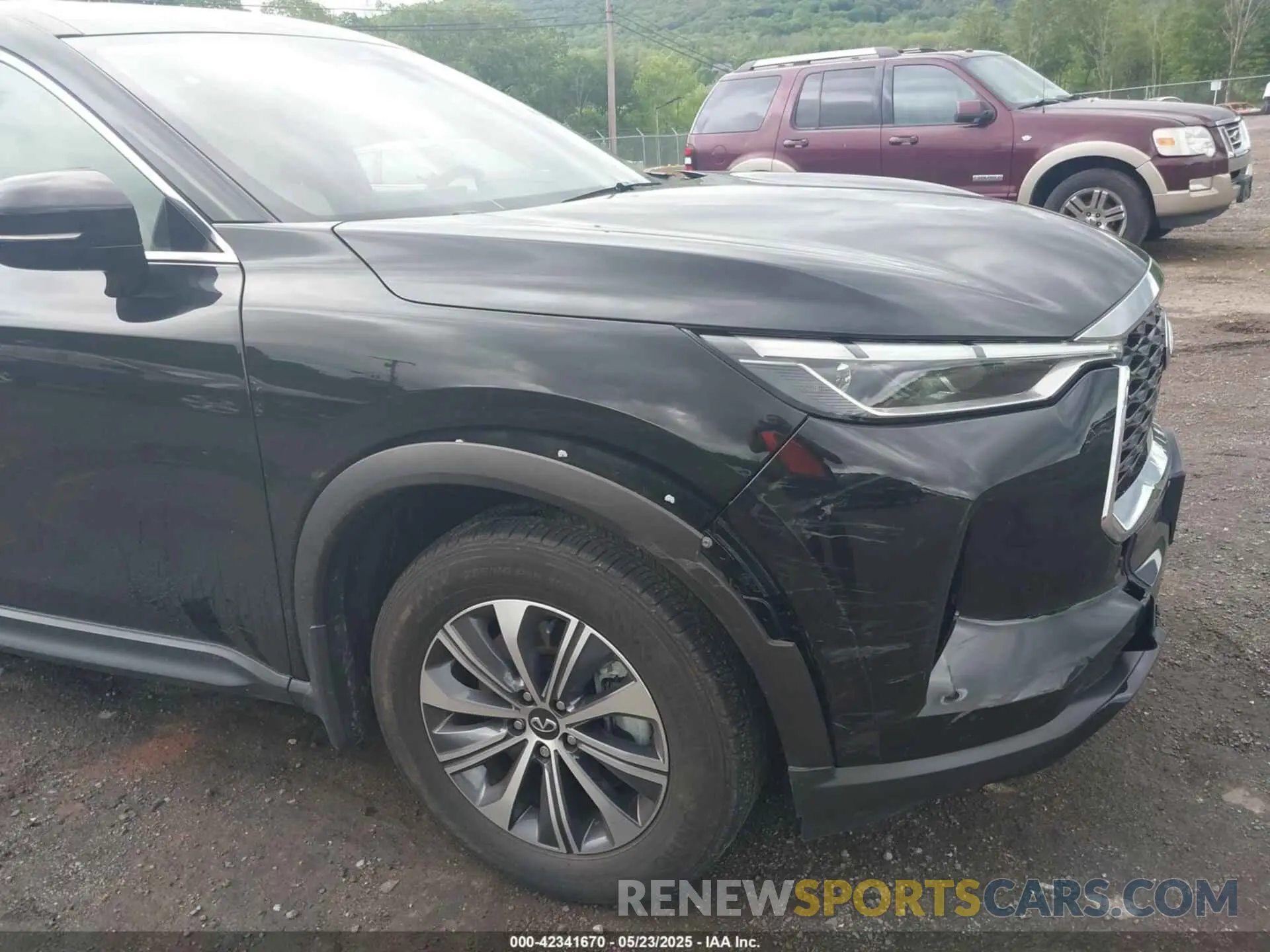 18 Photograph of a damaged car 5N1DL1ER2RC340084 INFINITI QX60 2024