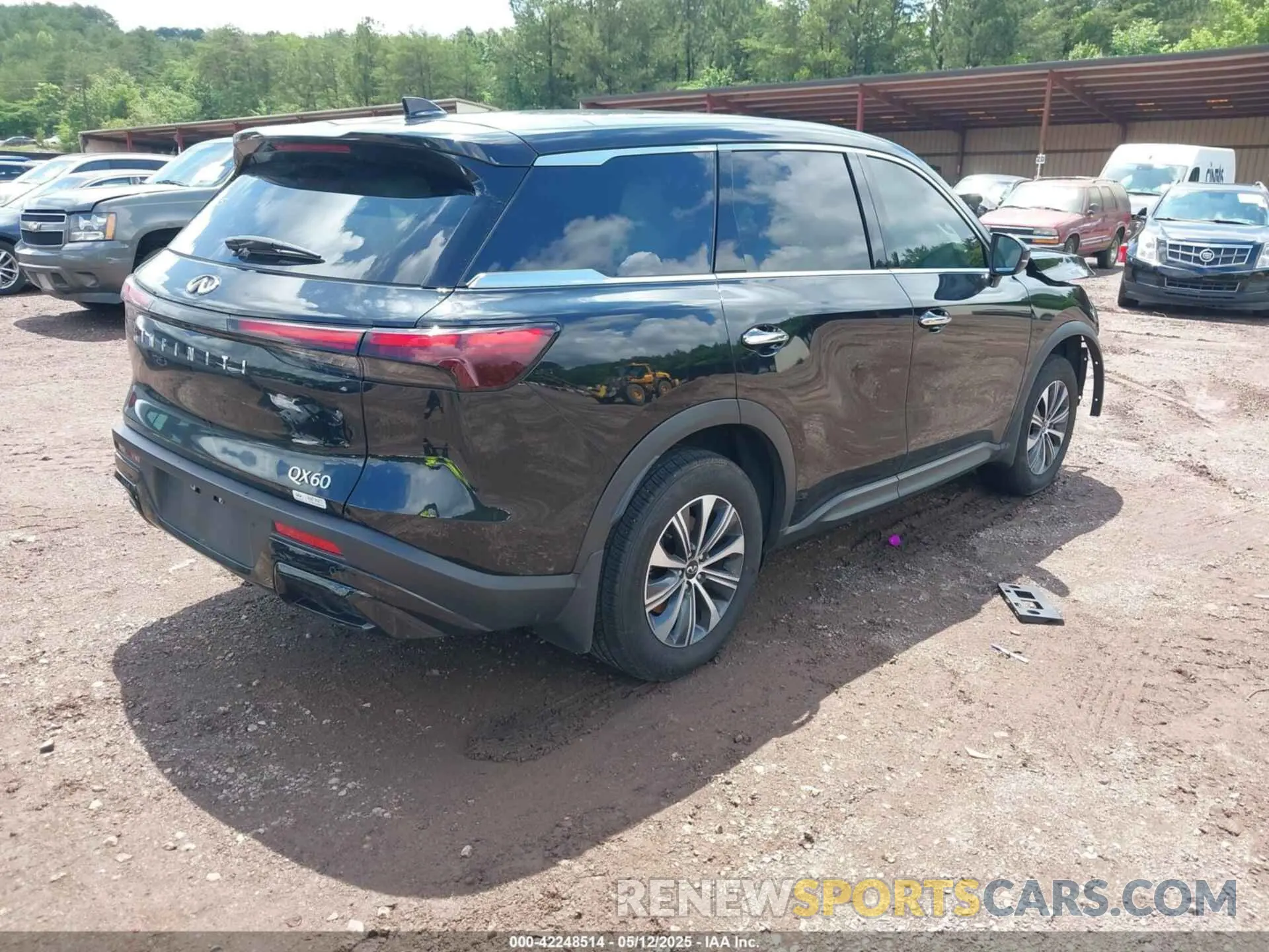 4 Photograph of a damaged car 5N1DL1ER3RC338022 INFINITI QX60 2024