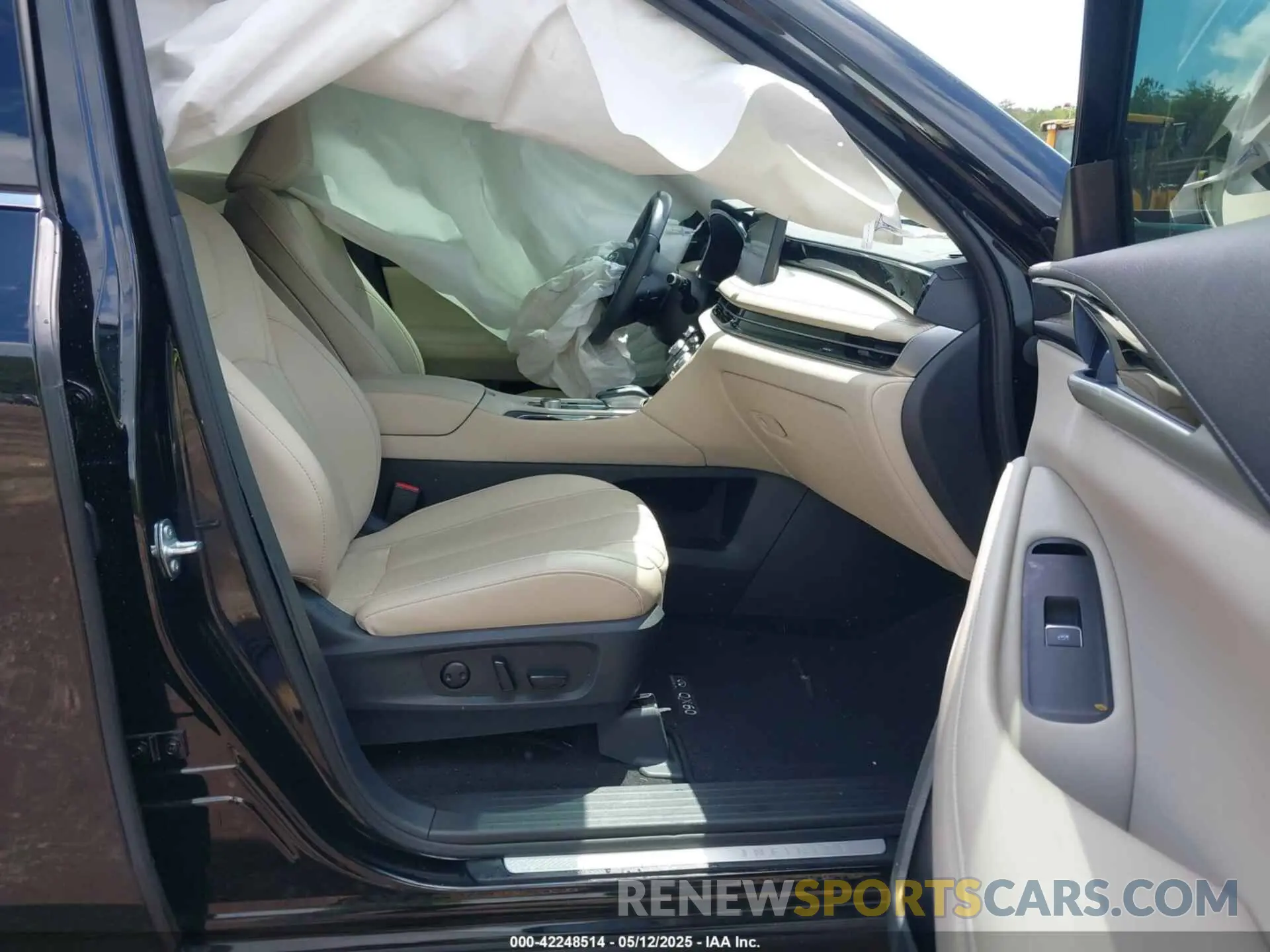 5 Photograph of a damaged car 5N1DL1ER3RC338022 INFINITI QX60 2024
