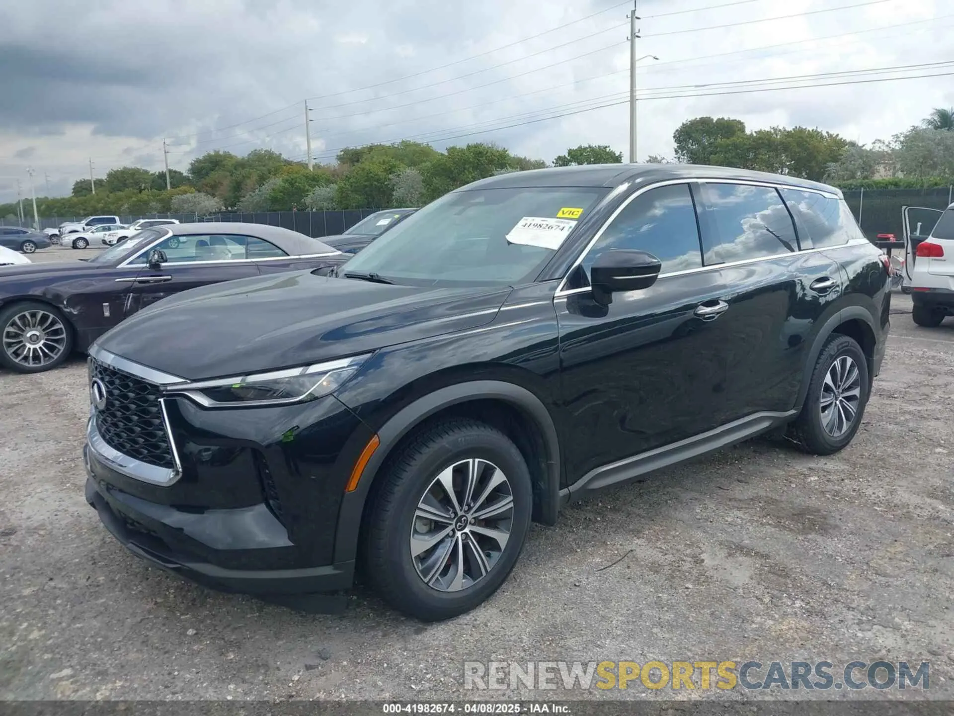 2 Photograph of a damaged car 5N1DL1ER5RC339107 INFINITI QX60 2024