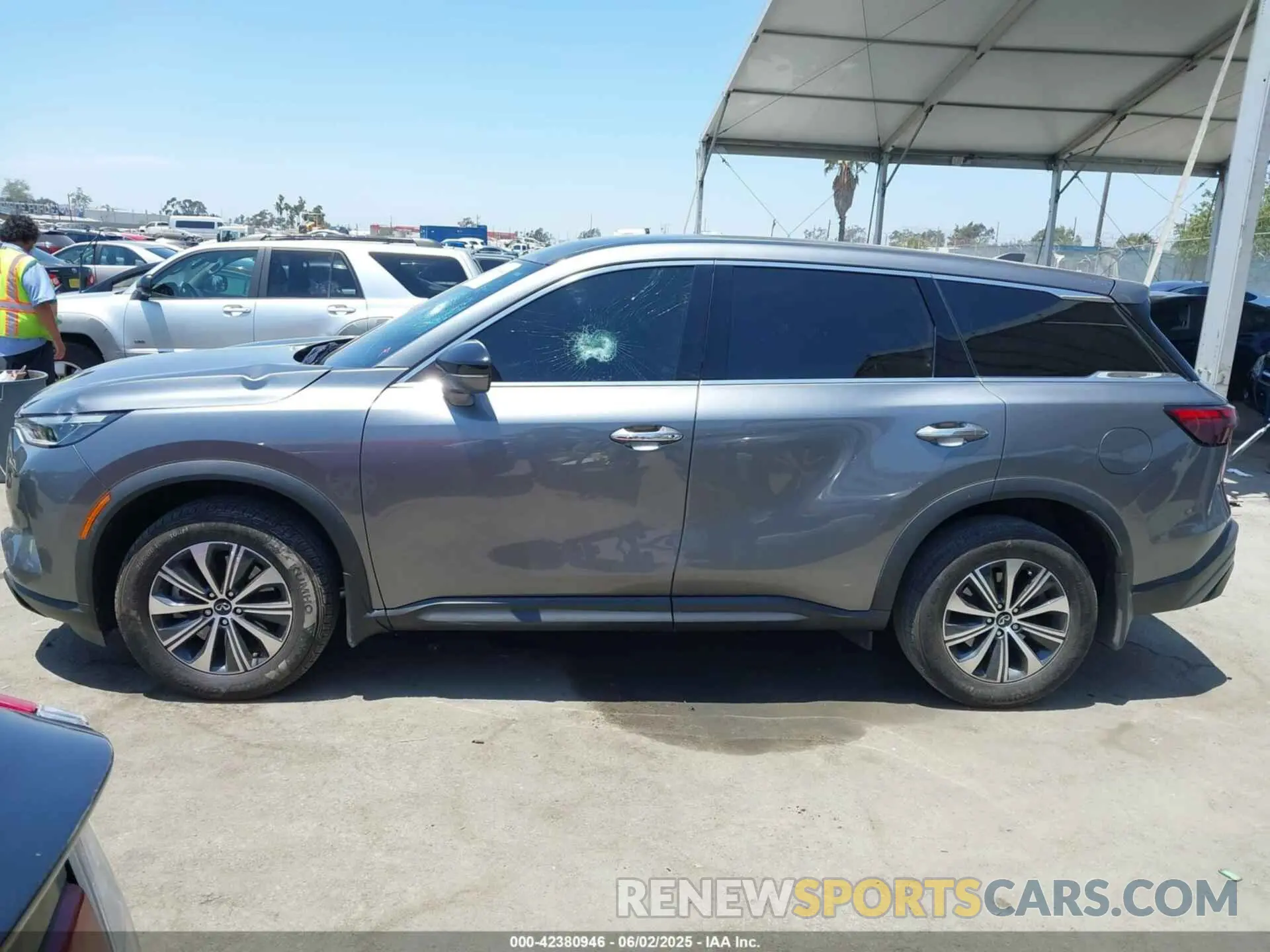 15 Photograph of a damaged car 5N1DL1ER7RC343210 INFINITI QX60 2024