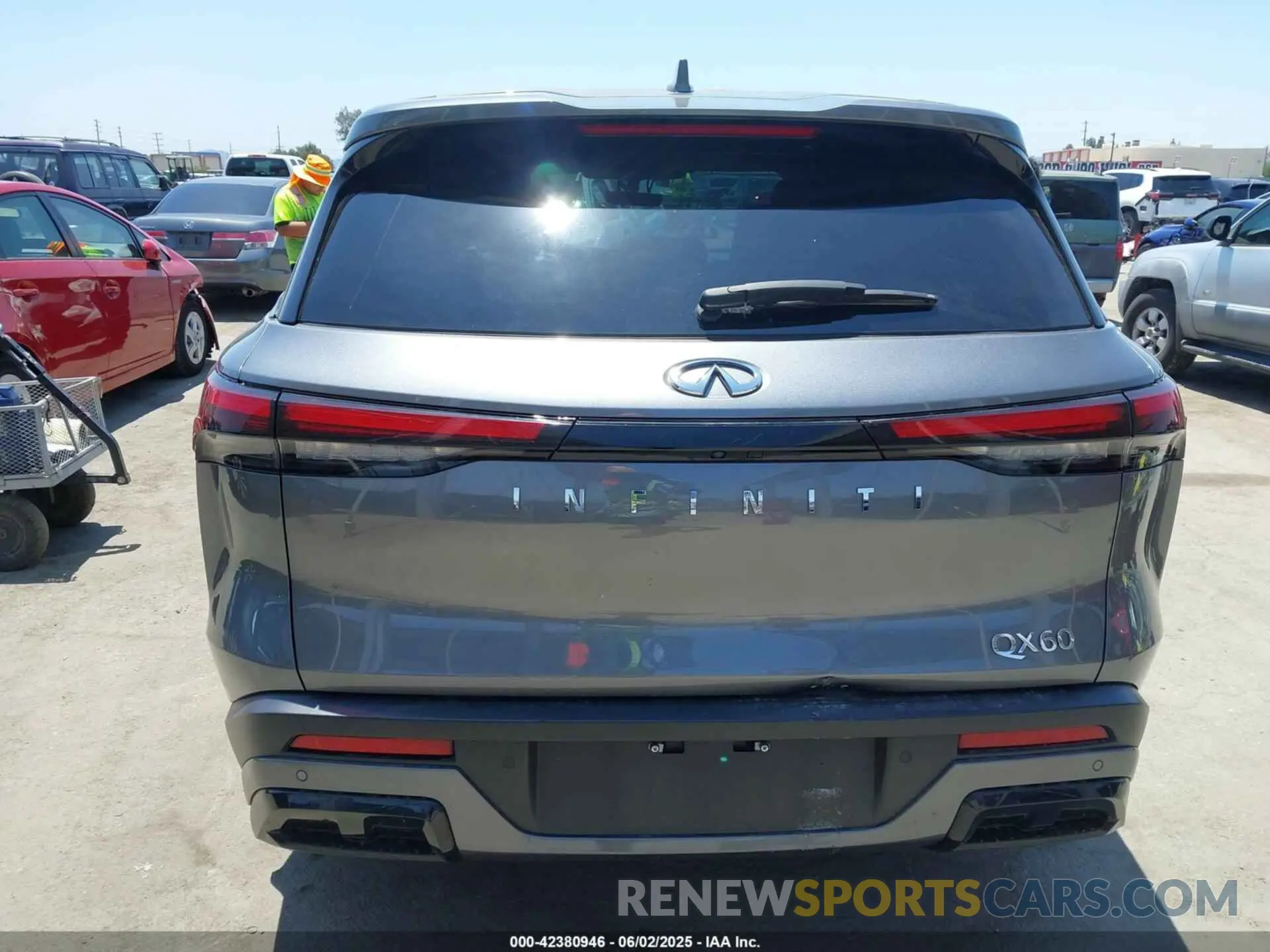 17 Photograph of a damaged car 5N1DL1ER7RC343210 INFINITI QX60 2024