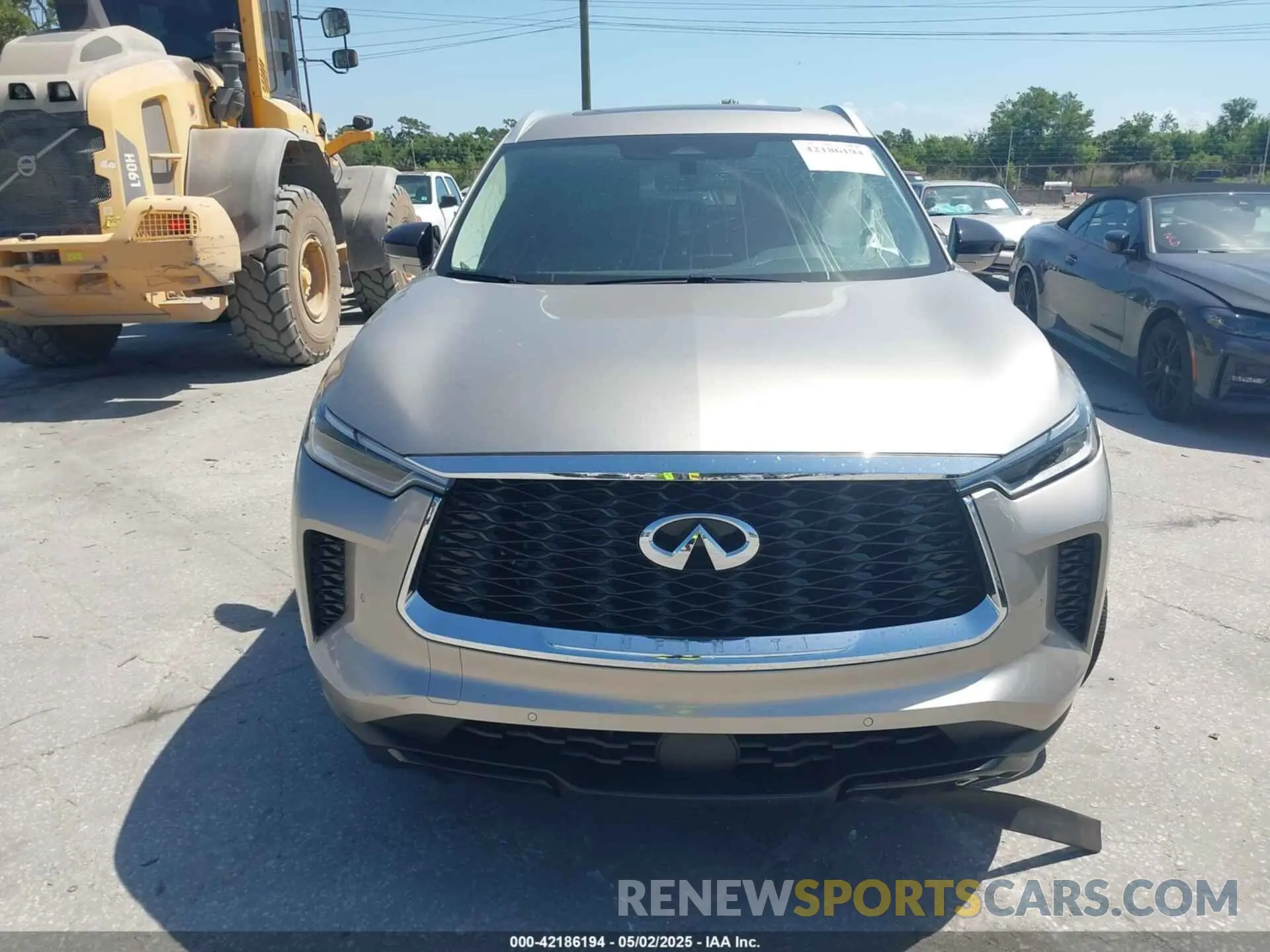 11 Photograph of a damaged car 5N1DL1FR3RC346815 INFINITI QX60 2024