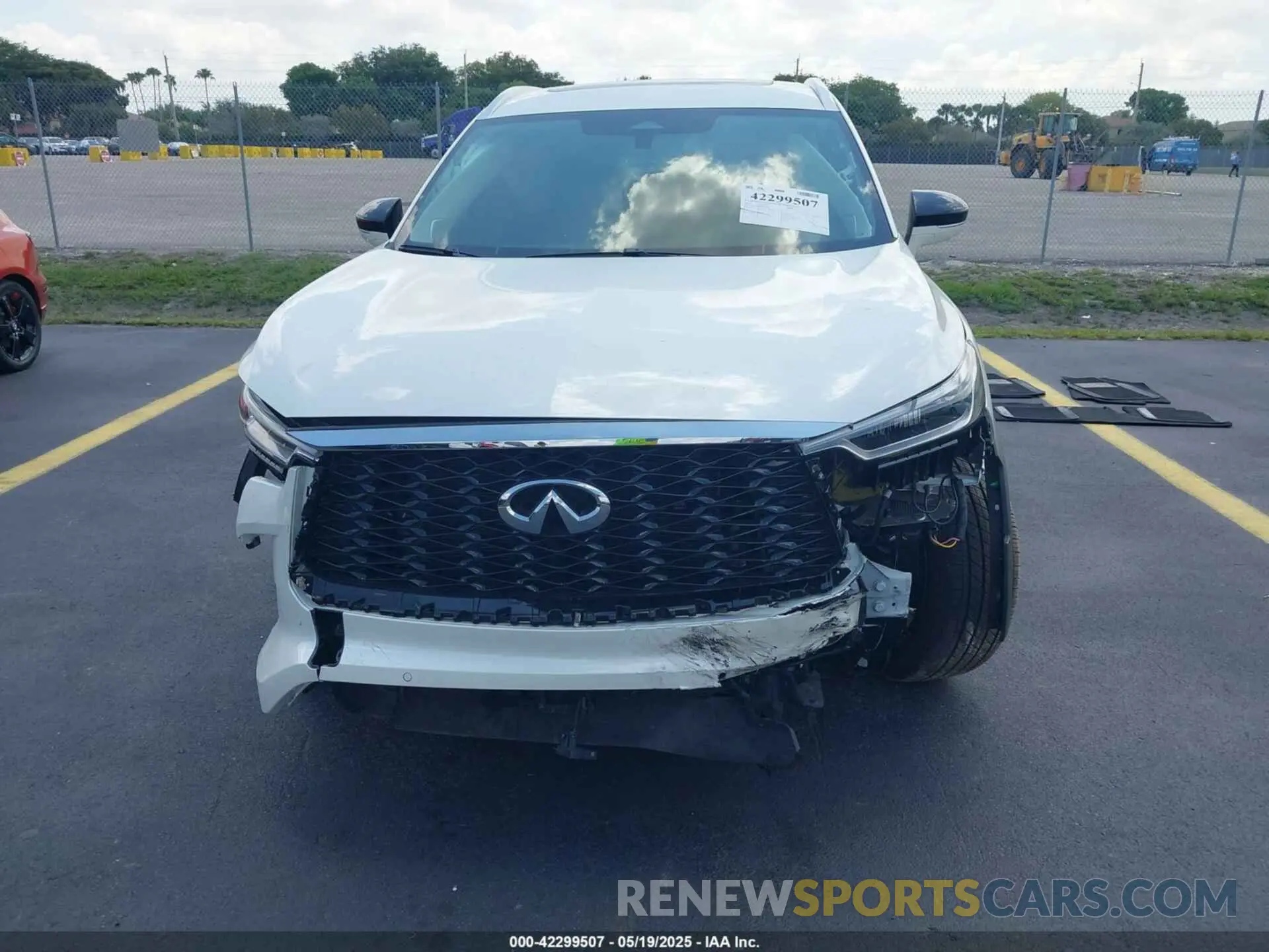11 Photograph of a damaged car 5N1DL1FR8RC337849 INFINITI QX60 2024
