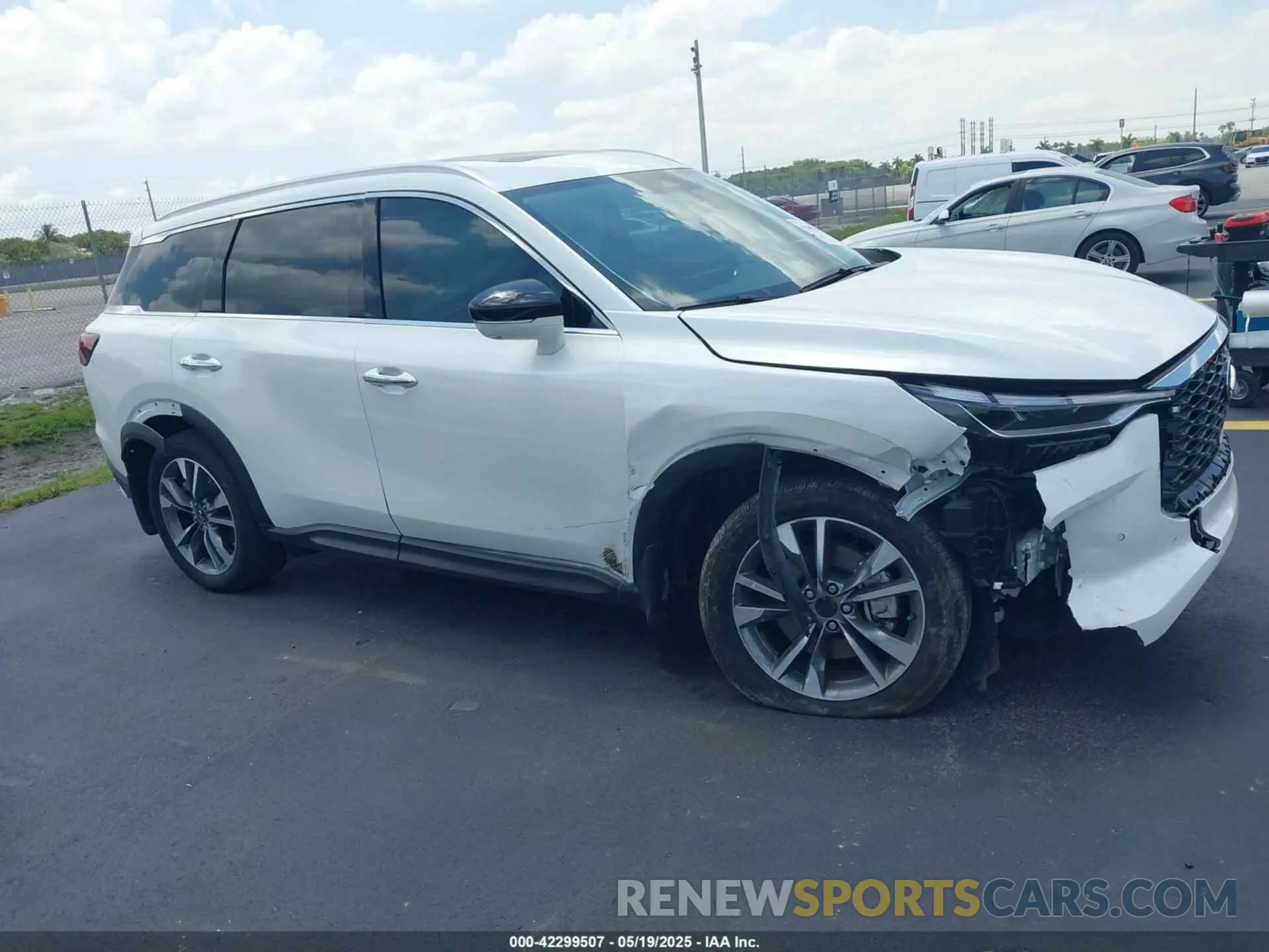 6 Photograph of a damaged car 5N1DL1FR8RC337849 INFINITI QX60 2024