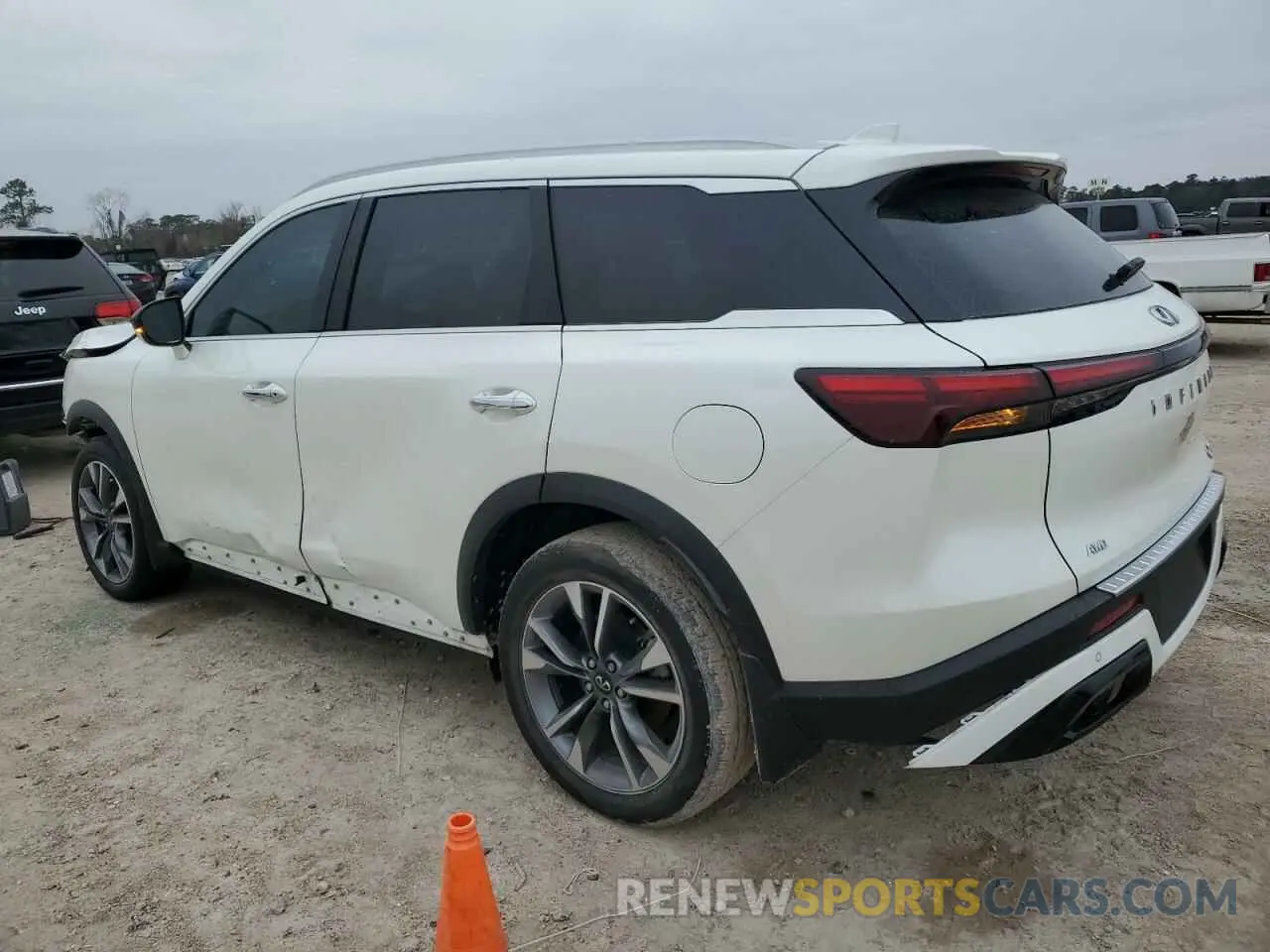 2 Photograph of a damaged car 5N1DL1FSXRC337371 INFINITI QX60 2024