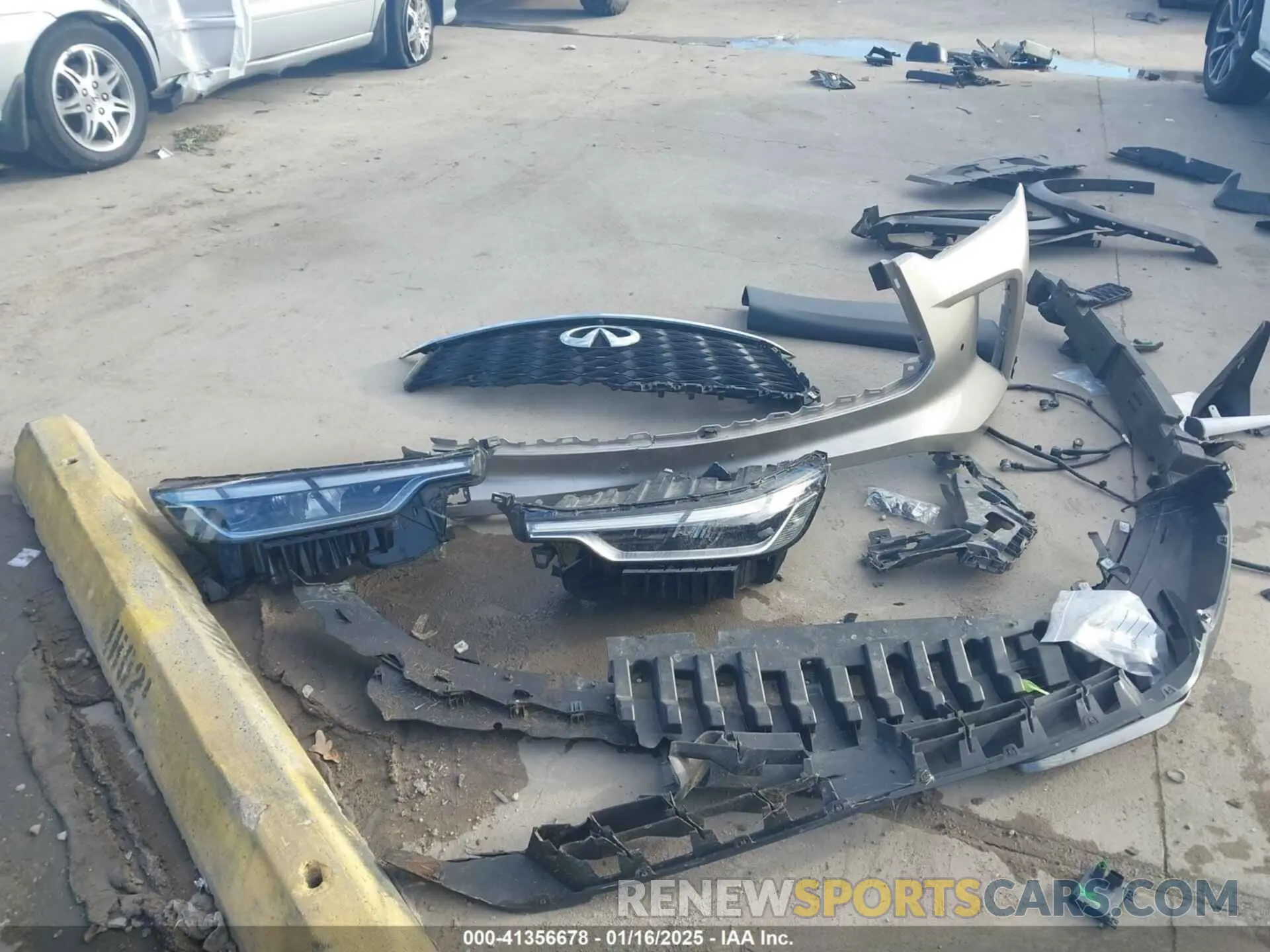 12 Photograph of a damaged car 5N1DL1HU0RC353223 INFINITI QX60 2024