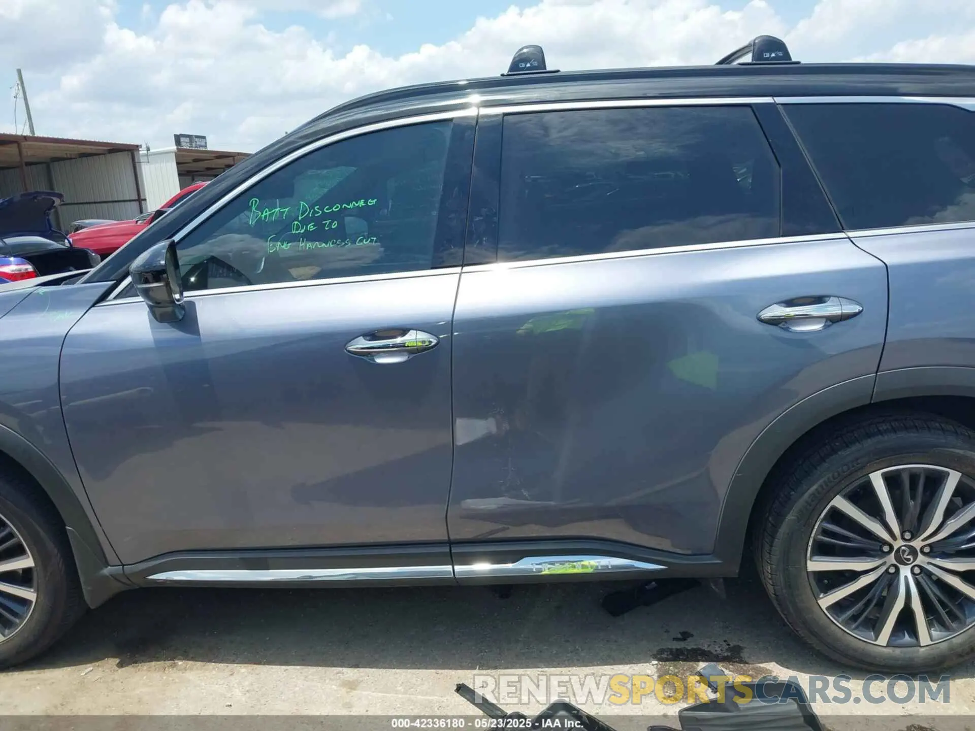 15 Photograph of a damaged car 5N1DL1HUXRC349986 INFINITI QX60 2024