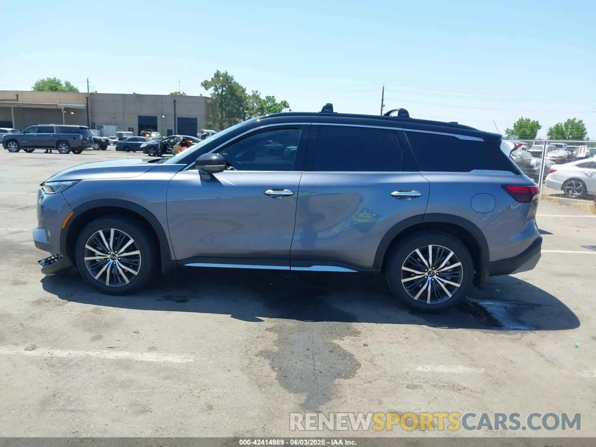 14 Photograph of a damaged car 5N1DL1HUXRC351382 INFINITI QX60 2024
