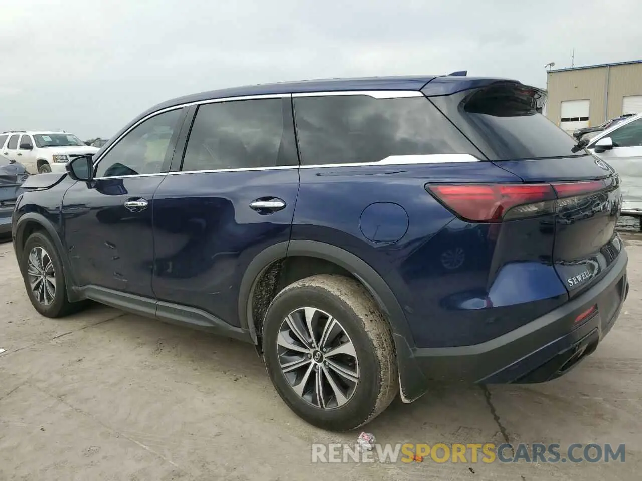 2 Photograph of a damaged car 5N1DL1ER0PC362548 INFINITI QX60 PURE 2023