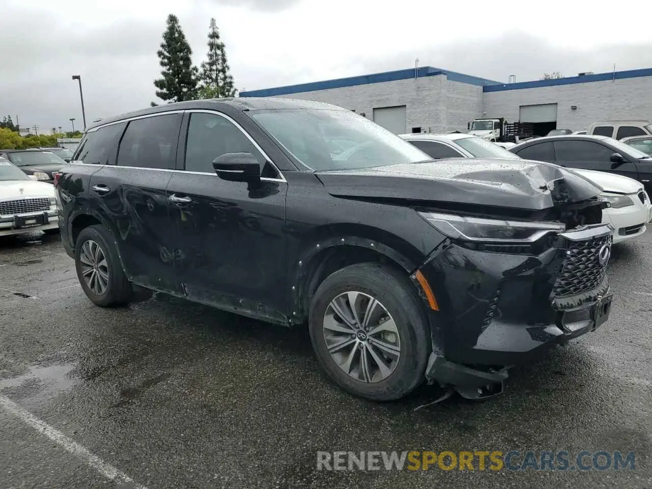 4 Photograph of a damaged car 5N1DL1ER4PC357532 INFINITI QX60 PURE 2023