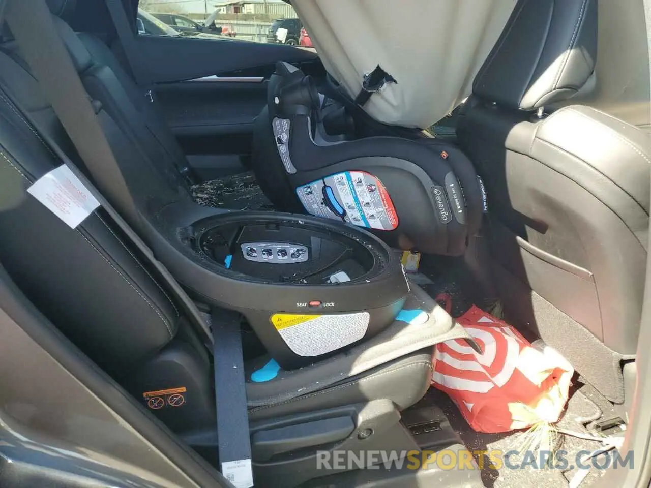 11 Photograph of a damaged car 5N1DL1ES1RC346333 INFINITI QX60 PURE 2024