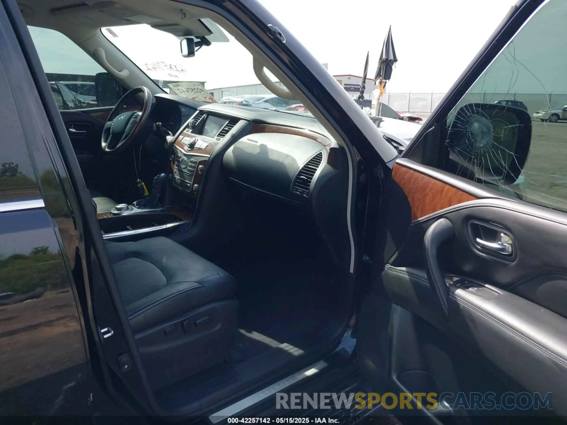 5 Photograph of a damaged car JN8AZ2NE0K9232997 INFINITI QX80 2019