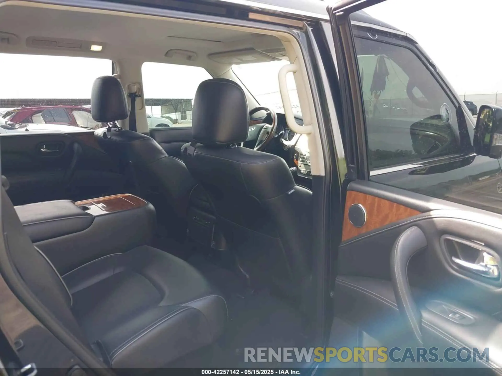 8 Photograph of a damaged car JN8AZ2NE0K9232997 INFINITI QX80 2019