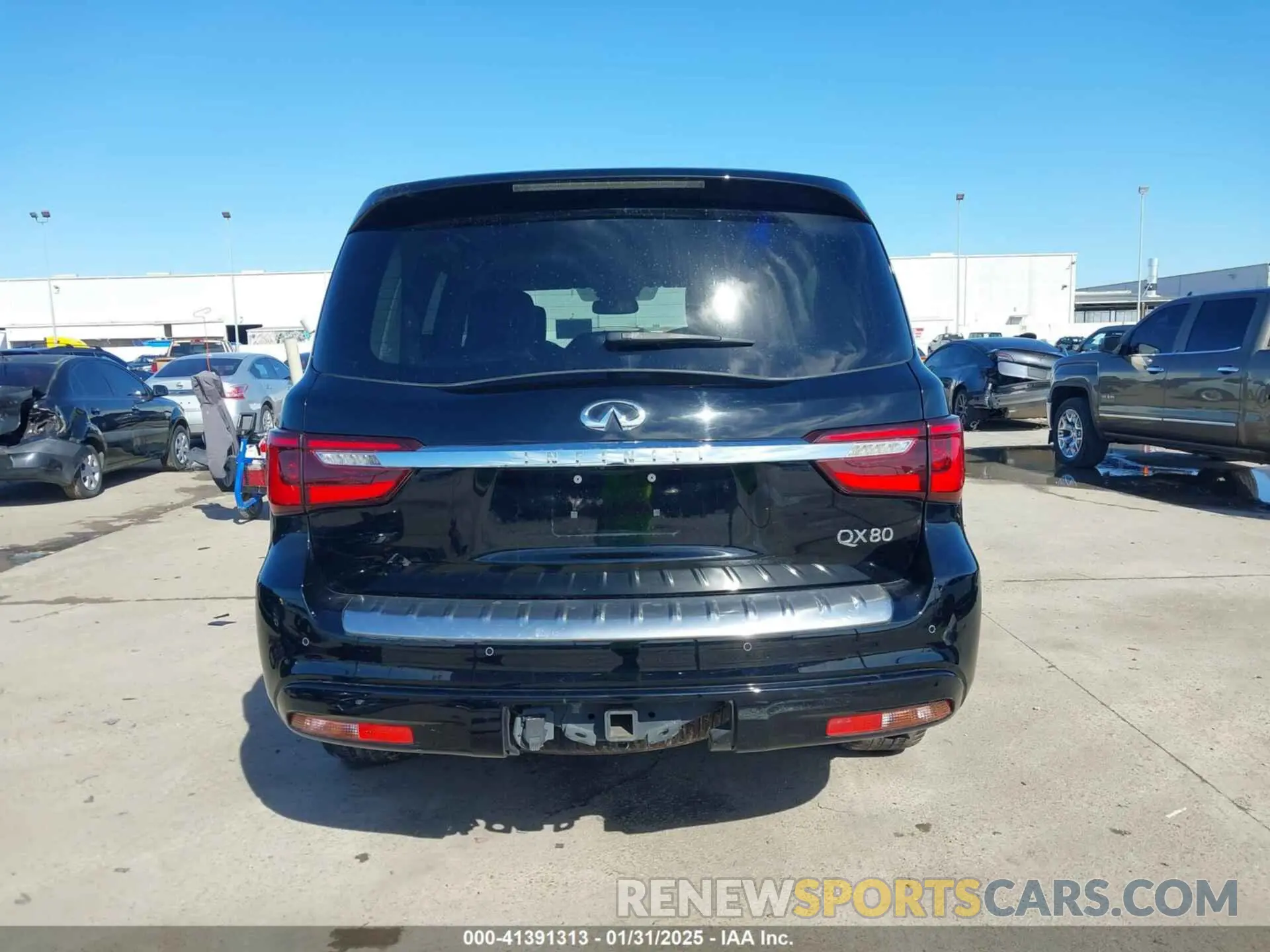 17 Photograph of a damaged car JN8AZ2NE3K9238521 INFINITI QX80 2019