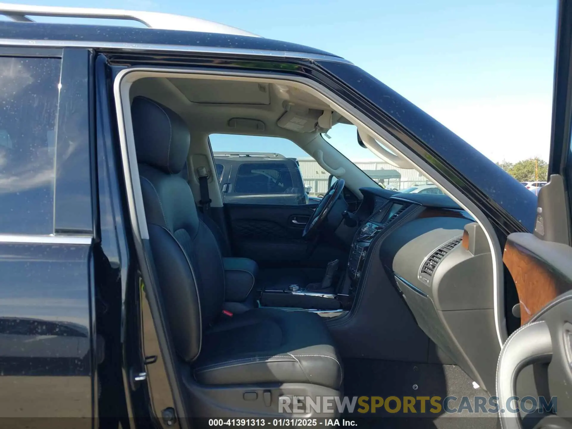 5 Photograph of a damaged car JN8AZ2NE3K9238521 INFINITI QX80 2019