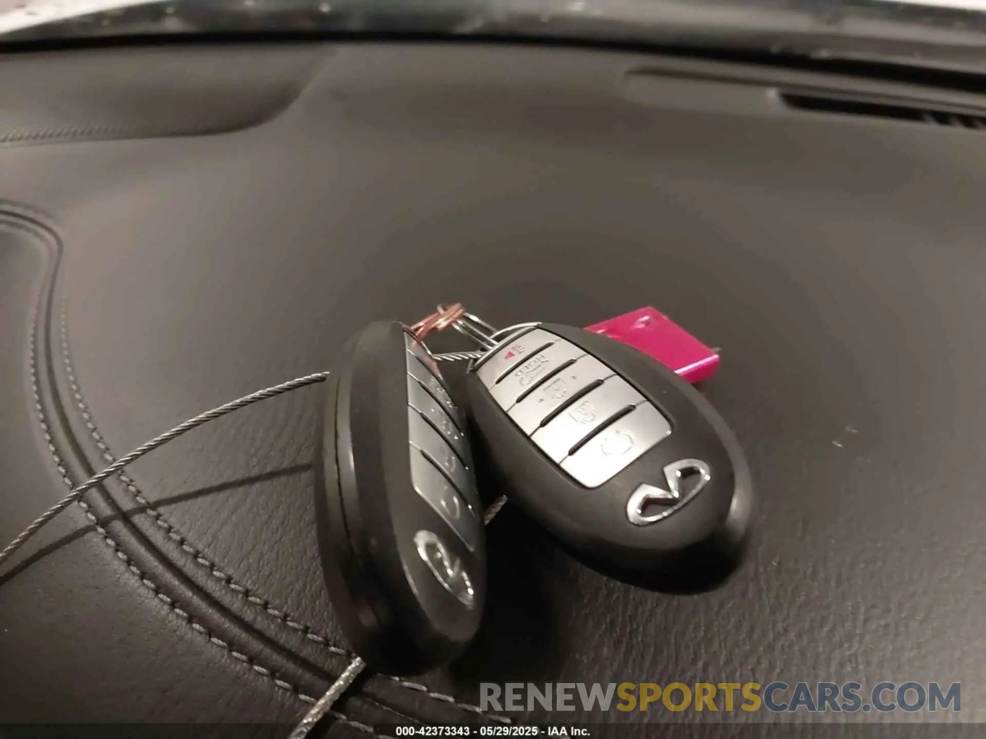 11 Photograph of a damaged car JN8AZ2NE4K9228032 INFINITI QX80 2019