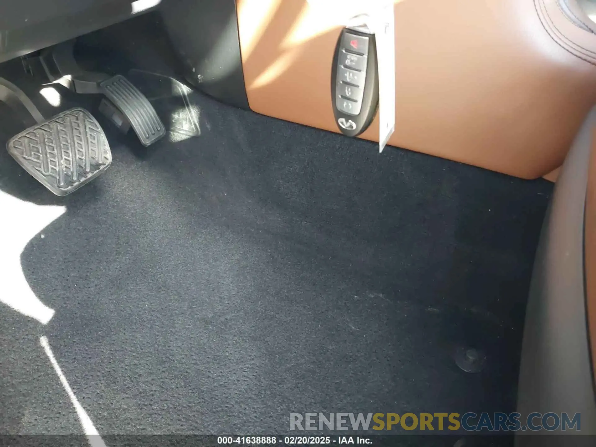 11 Photograph of a damaged car JN8AZ2NE6K9228369 INFINITI QX80 2019