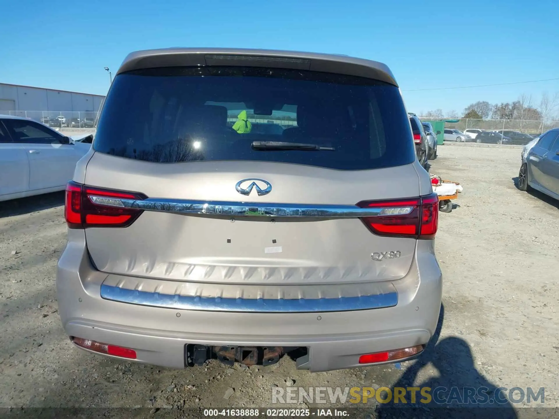 17 Photograph of a damaged car JN8AZ2NE6K9228369 INFINITI QX80 2019