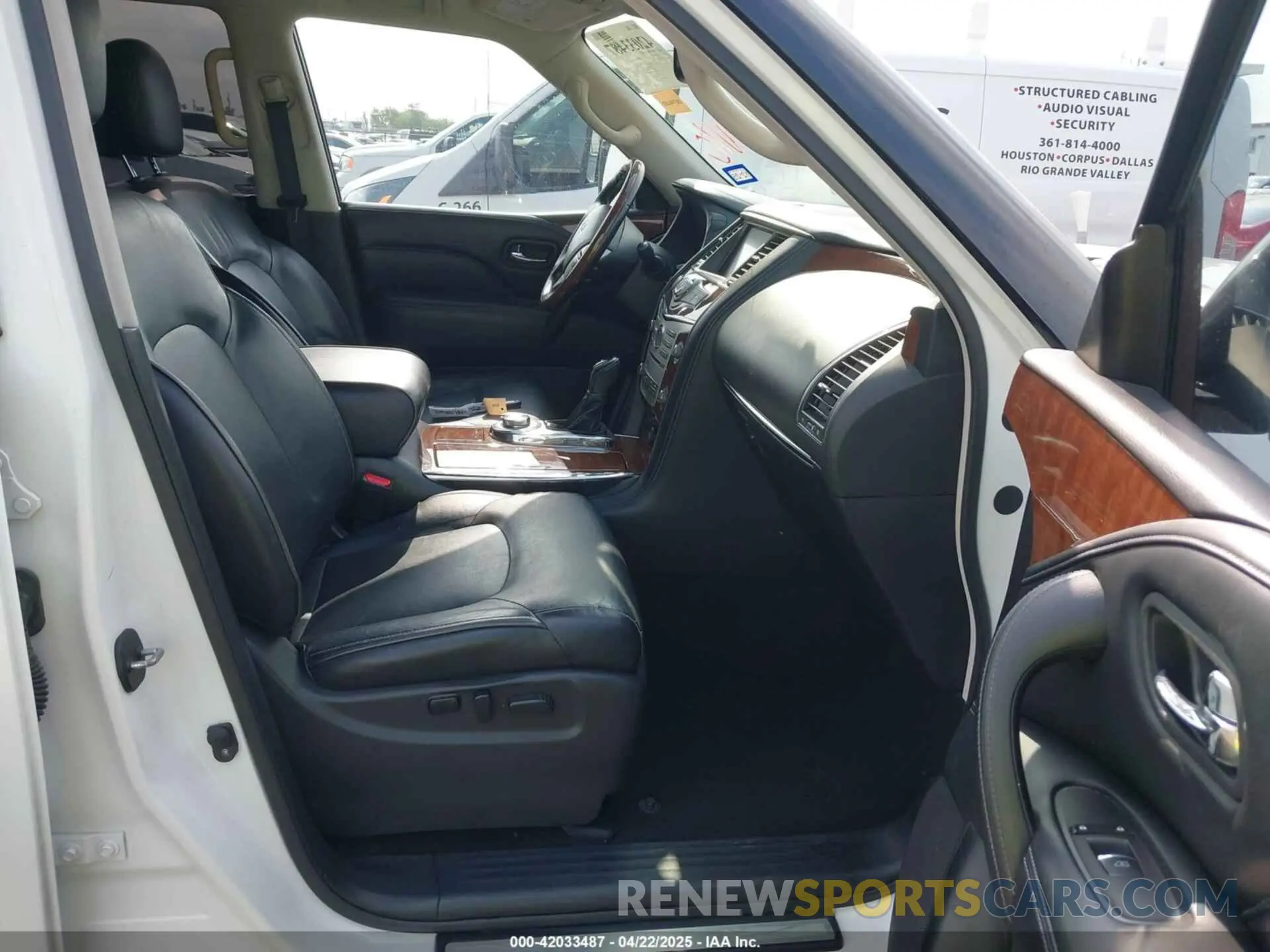 5 Photograph of a damaged car JN8AZ2NE8K9229099 INFINITI QX80 2019