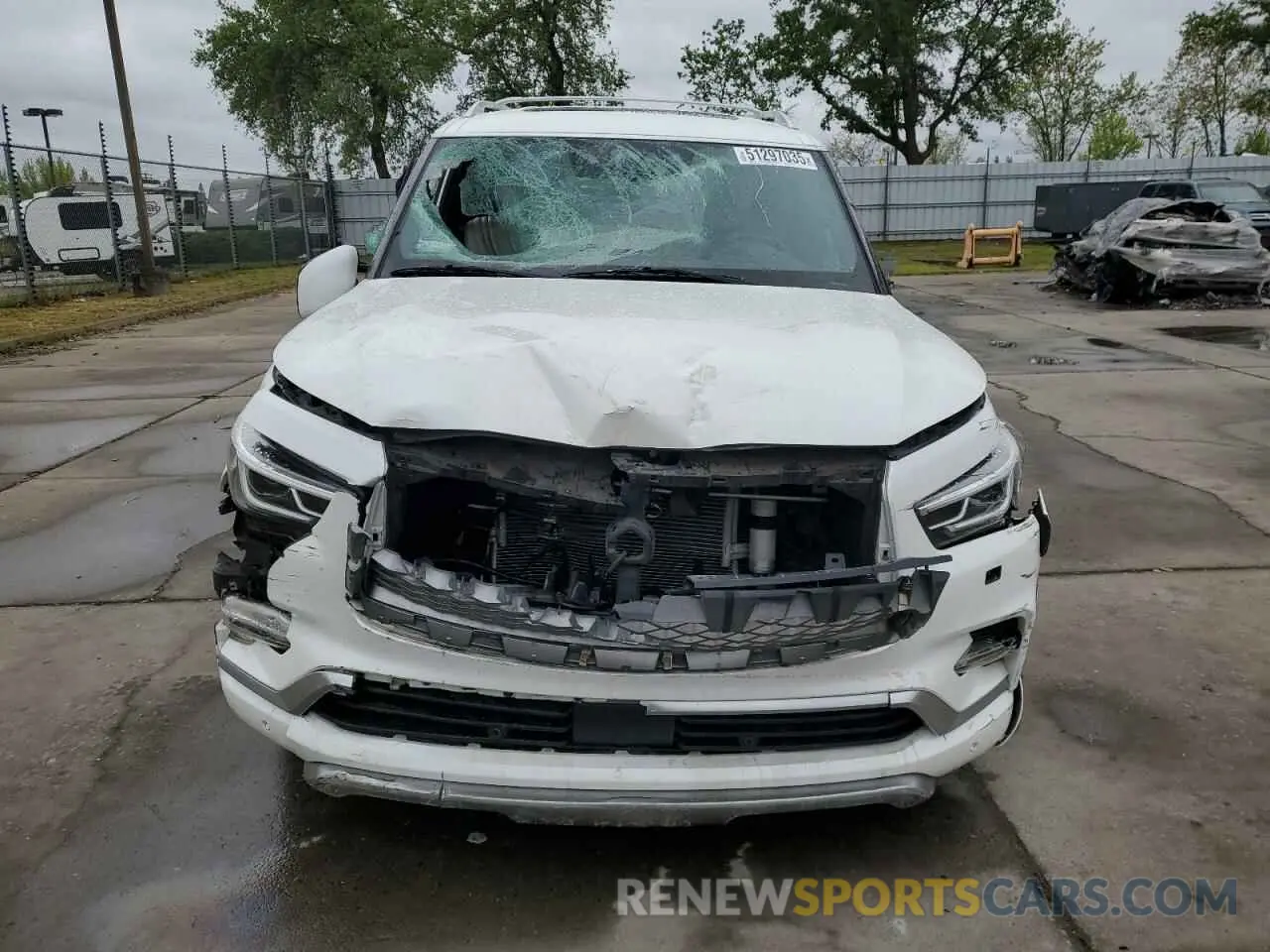 5 Photograph of a damaged car JN8AZ2NE8K9237302 INFINITI QX80 2019