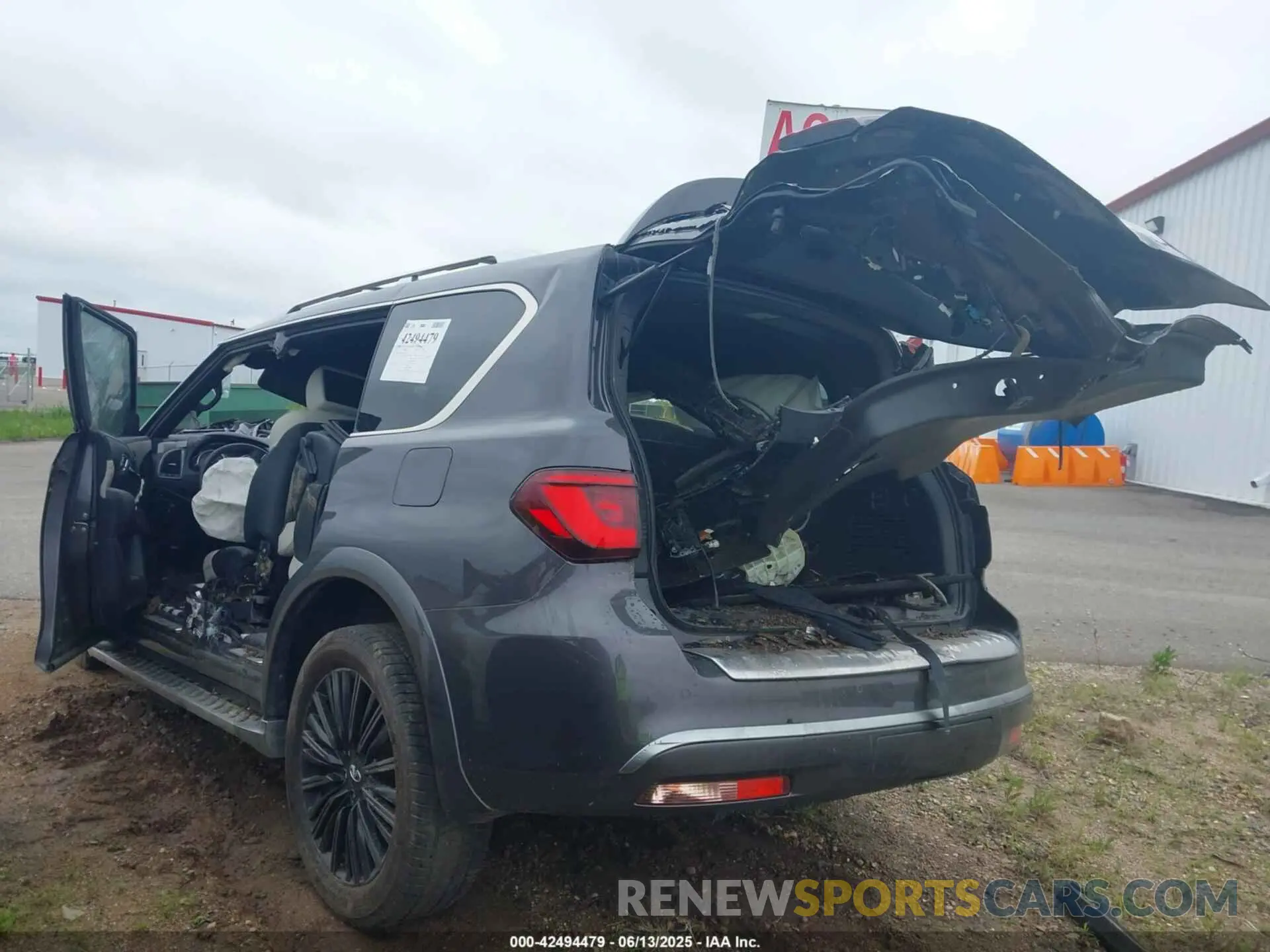 3 Photograph of a damaged car JN8AZ2NE9K9227586 INFINITI QX80 2019